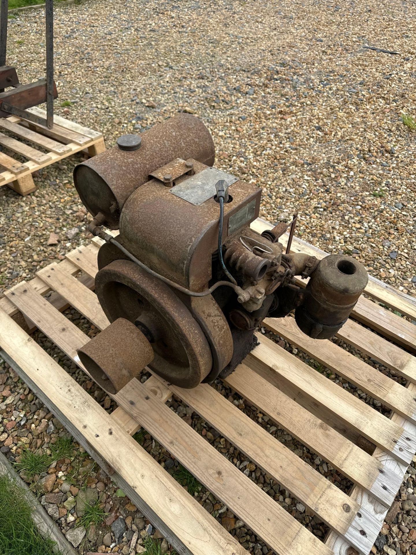 Petter stationary engine - Image 2 of 2