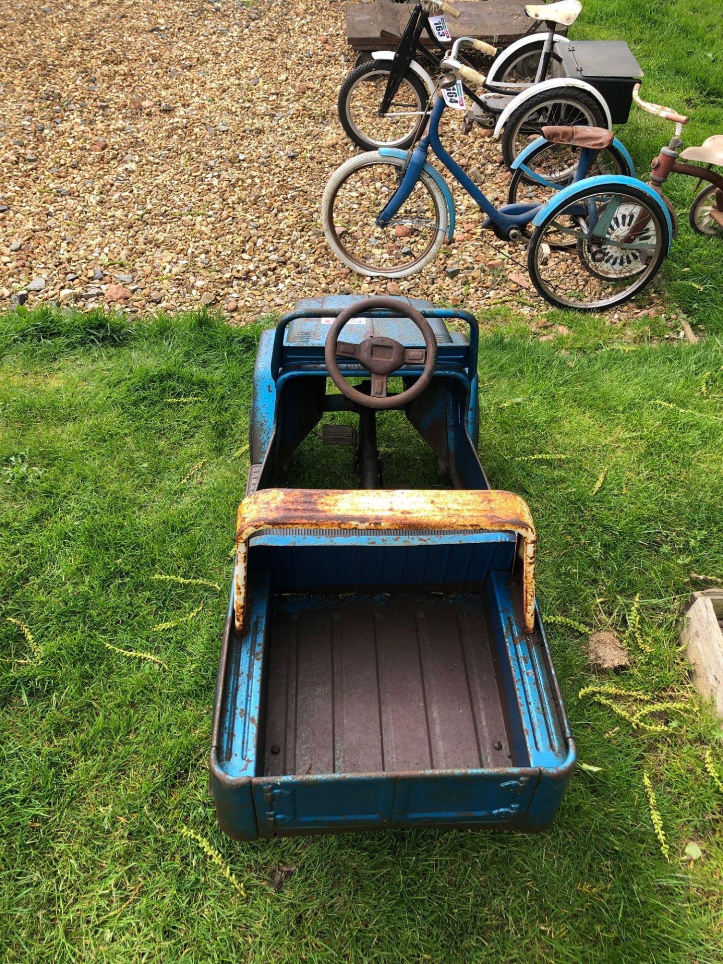 Vintage Toyota Land Cruiser childrens pedal car - Image 2 of 2