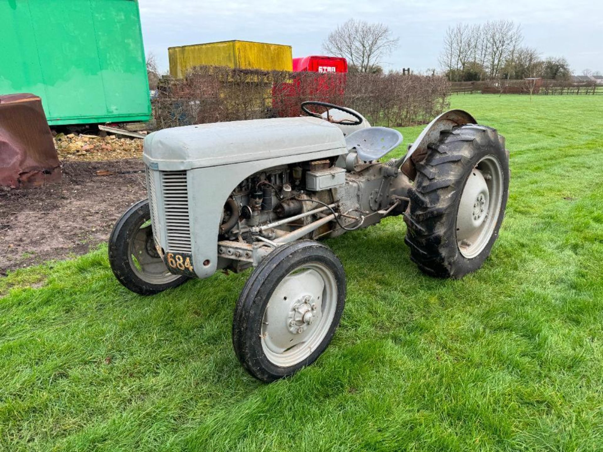 1955 Ferguson TED 2wd petrol paraffin tractor with underslung exhaust and linkage on 12.4-28 rear an - Image 3 of 11