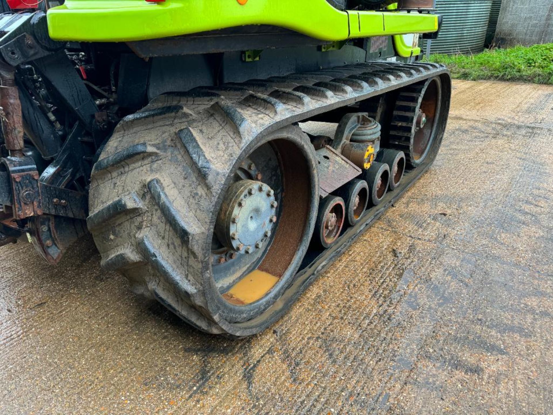 2001 Claas 75E Challenger rubber tracked crawler with 30" tracks, 20No 45kg front wafer weights, 4 m - Bild 11 aus 26