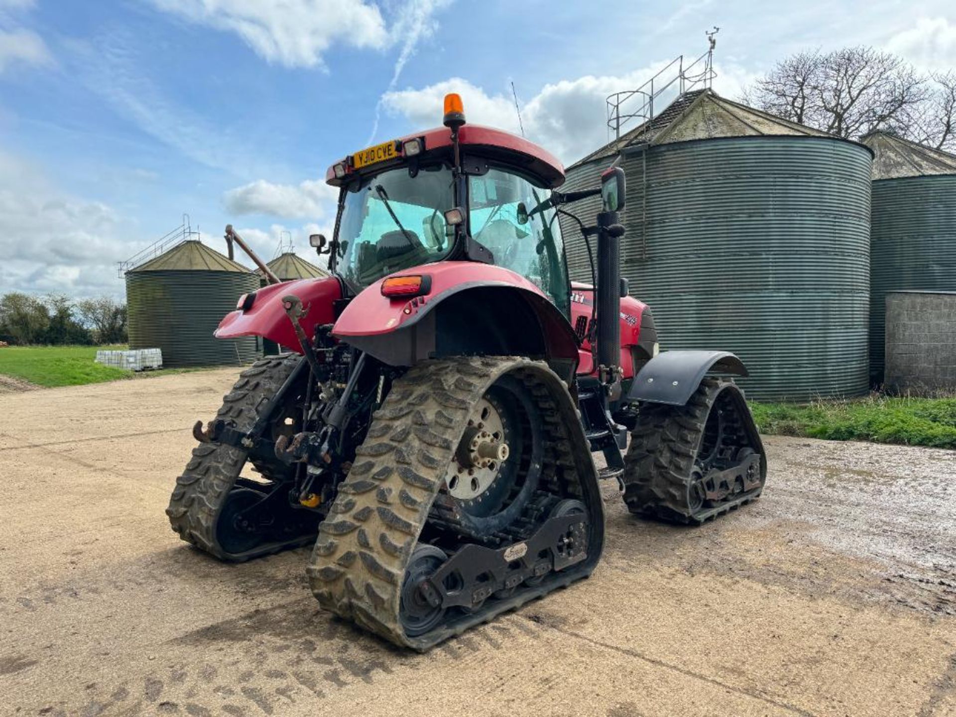 2010 Case Puma 225 CVX 4wd 50kph tractor with 4 electric spools, air brakes, front linkage and AFS P - Image 8 of 20