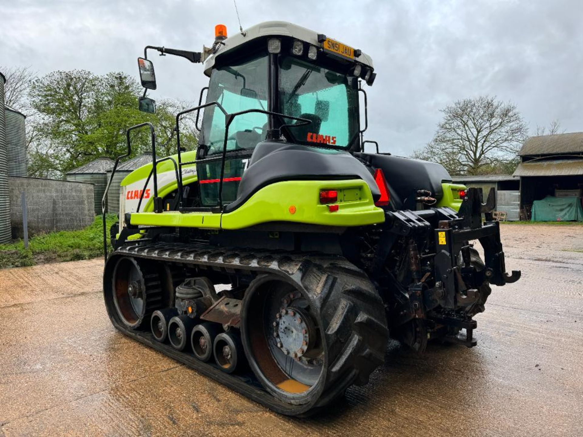 2001 Claas 75E Challenger rubber tracked crawler with 30" tracks, 20No 45kg front wafer weights, 4 m - Image 7 of 26