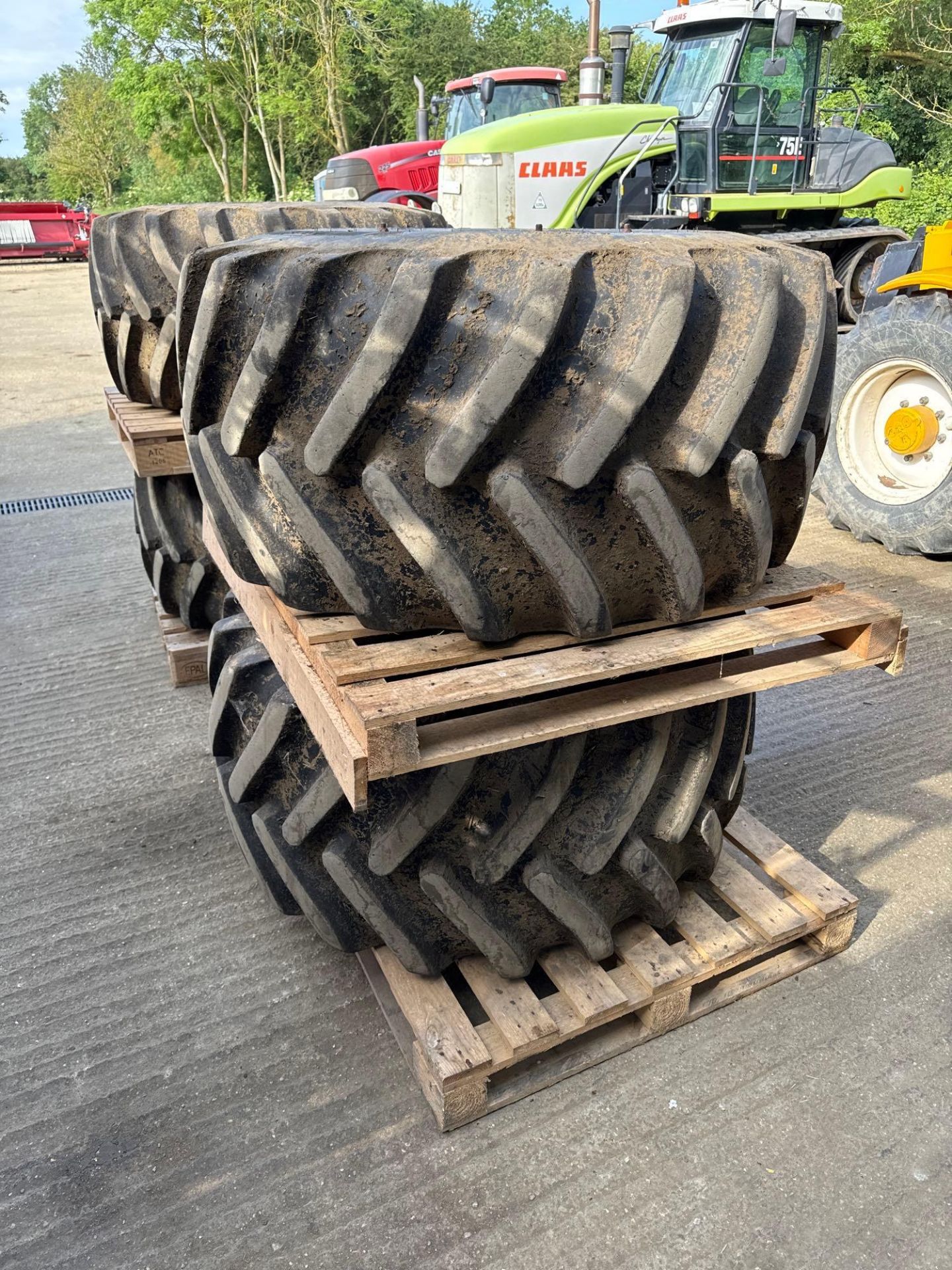 Set 48x25.00-26 Flotation wheels and tyres to suit SAM sprayer - Image 2 of 2