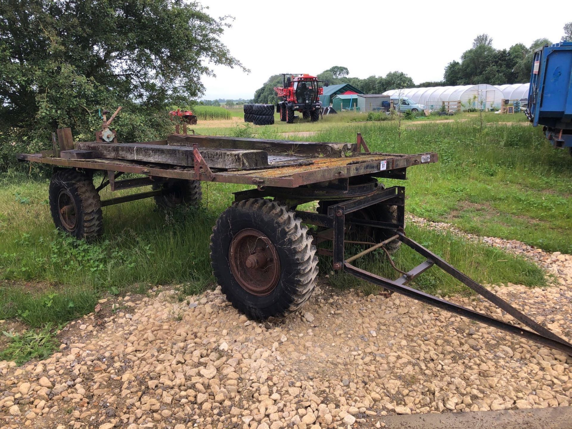 Taskers 4 wheel 13ft x 6ft 6" trailer with wooden floor. Serial No: 33952 - Image 4 of 8