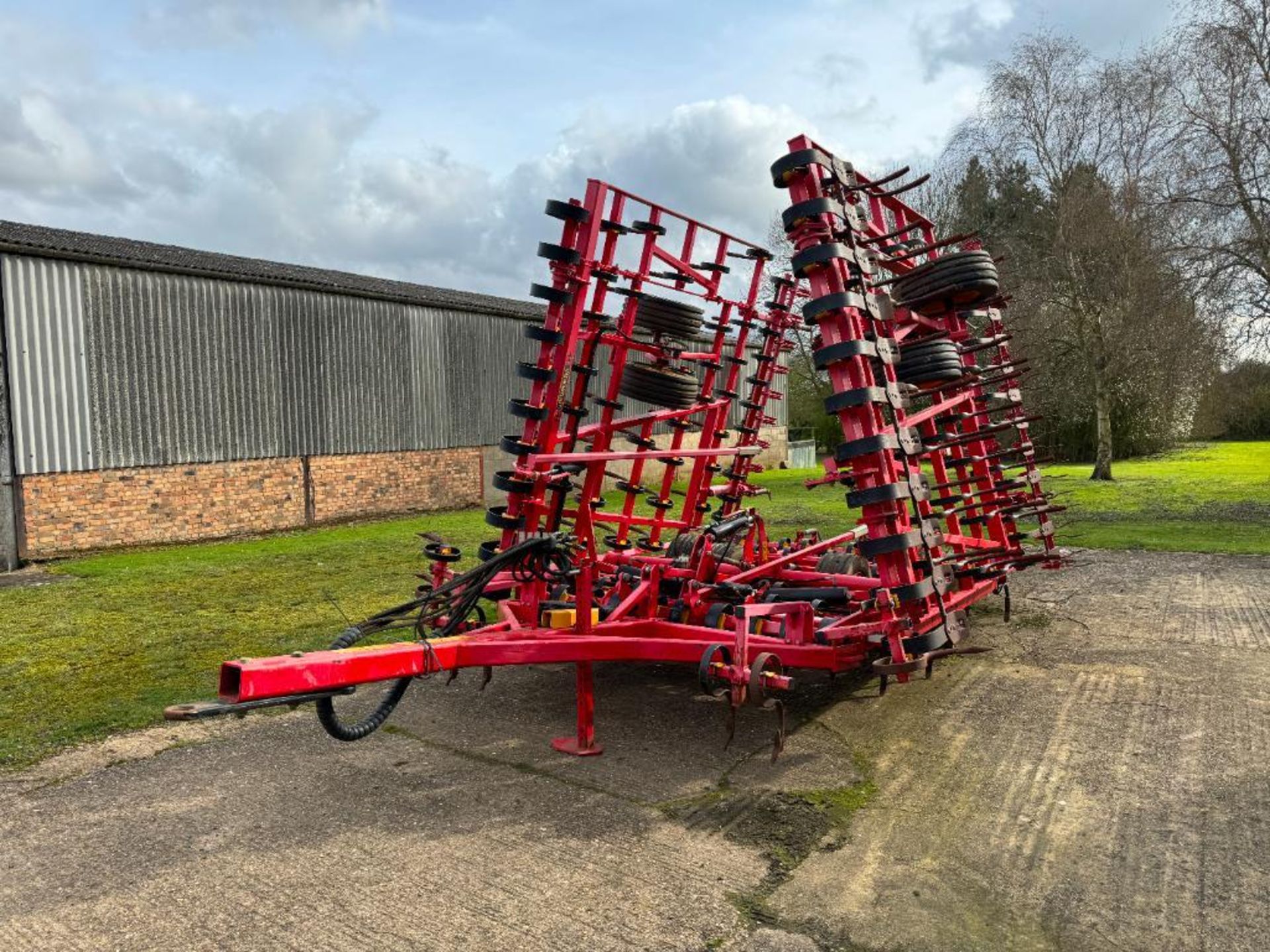 2011 Vaderstad NZ Aggressive NZA800 8m hydraulic folding springtine cultivator with leading paddles,