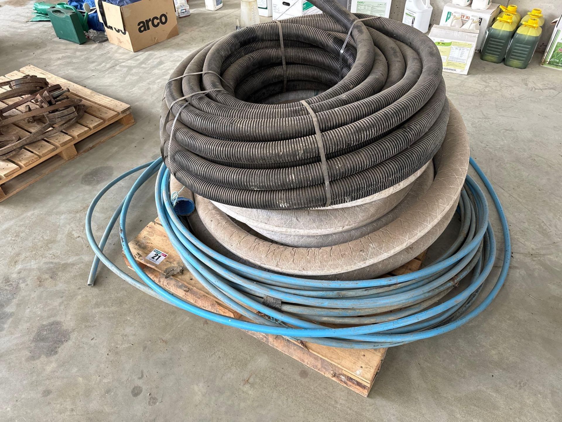 Quantity various pipe