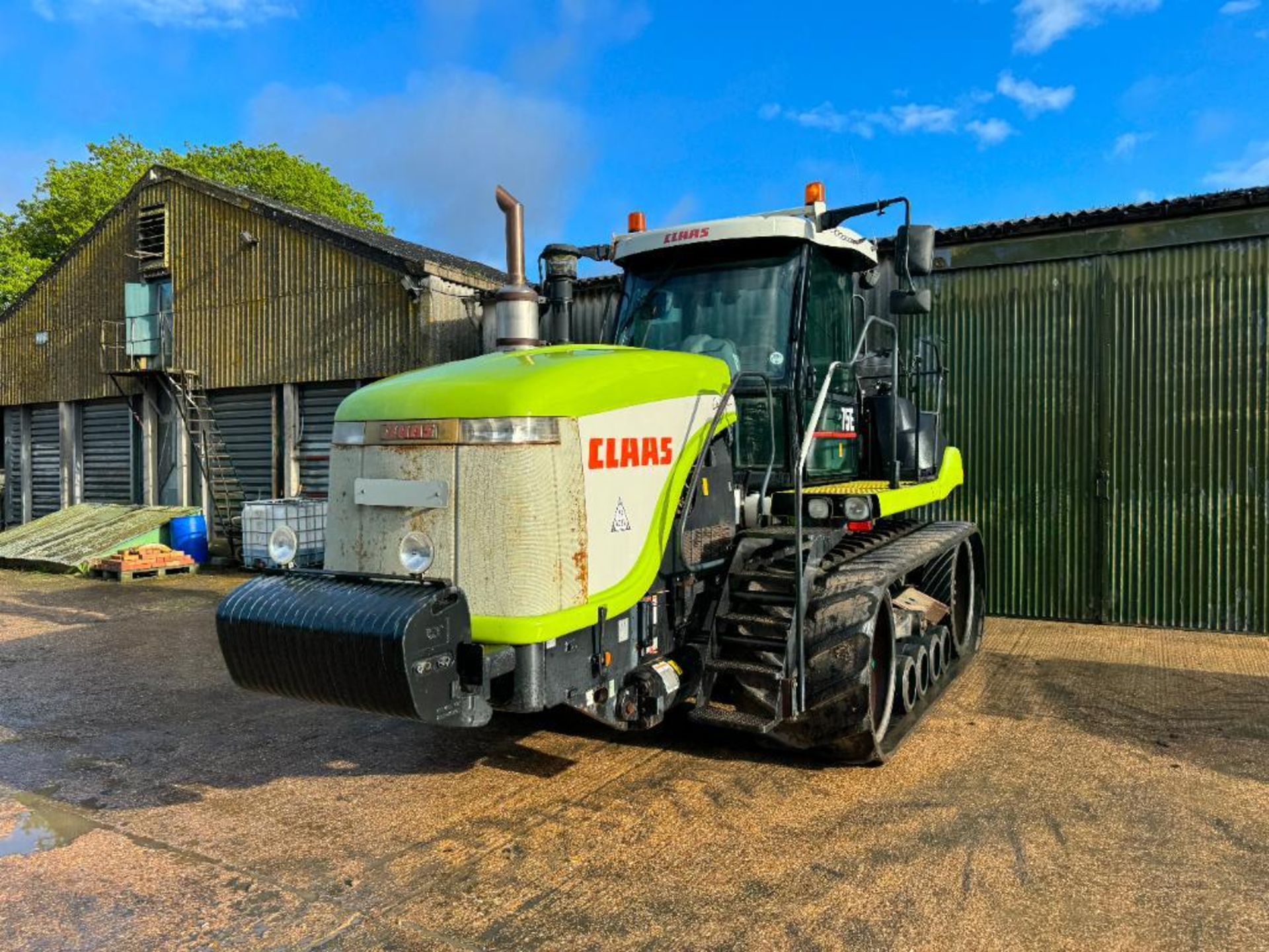 2001 Claas 75E Challenger rubber tracked crawler with 30" tracks, 20No 45kg front wafer weights, 4 m