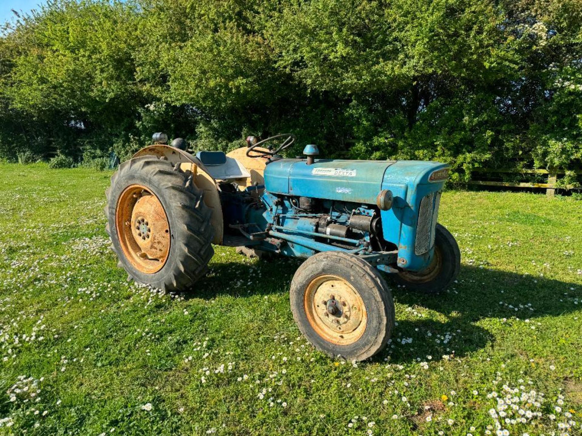 Fordson Super Dexta 2wd diesel tractor with rear linkage, PTO and underslung exhaust on 12.4-28 rear - Image 2 of 15