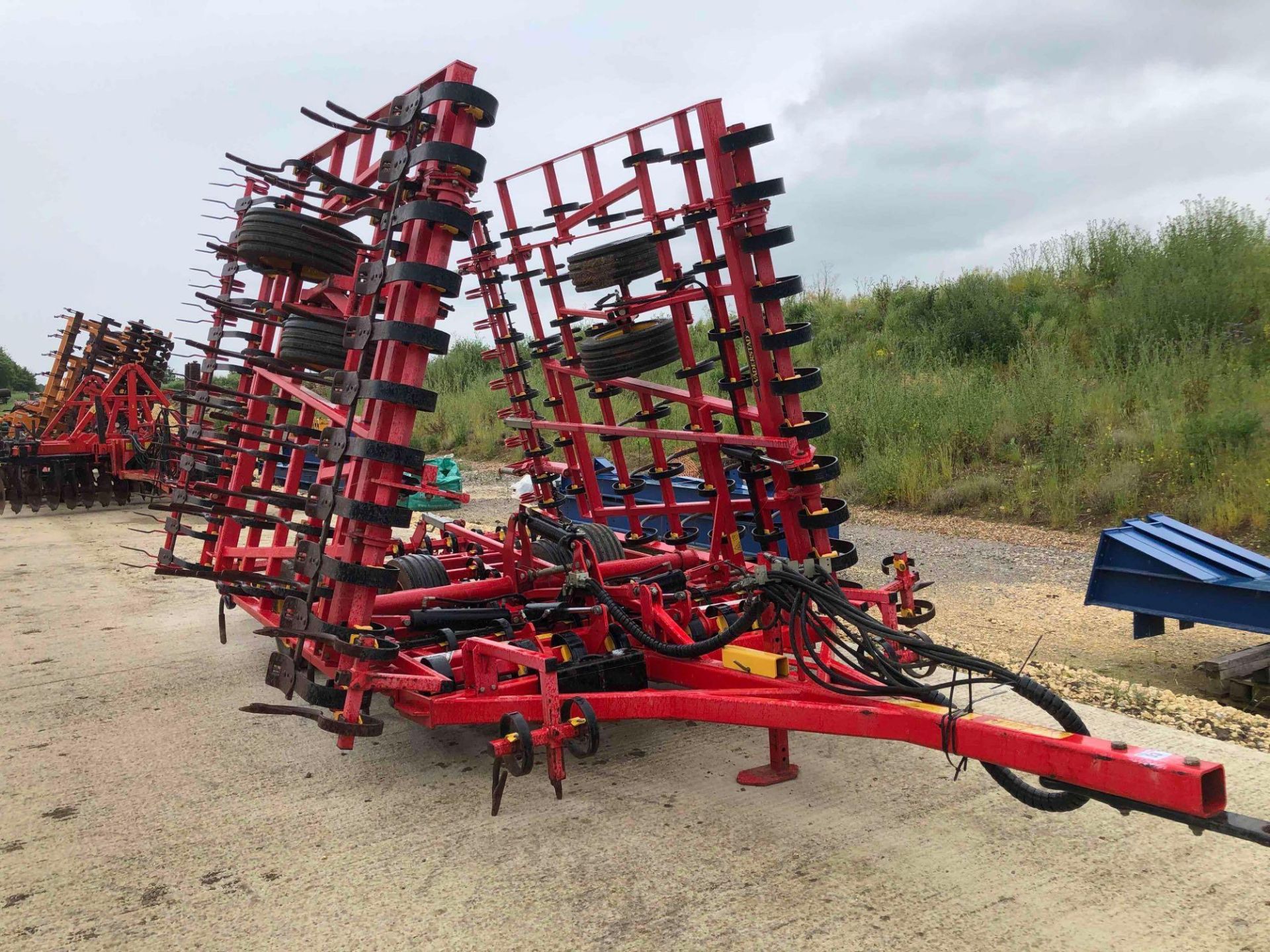 2011 Vaderstad NZ Aggressive NZA800 8m hydraulic folding springtine cultivator with leading paddles,