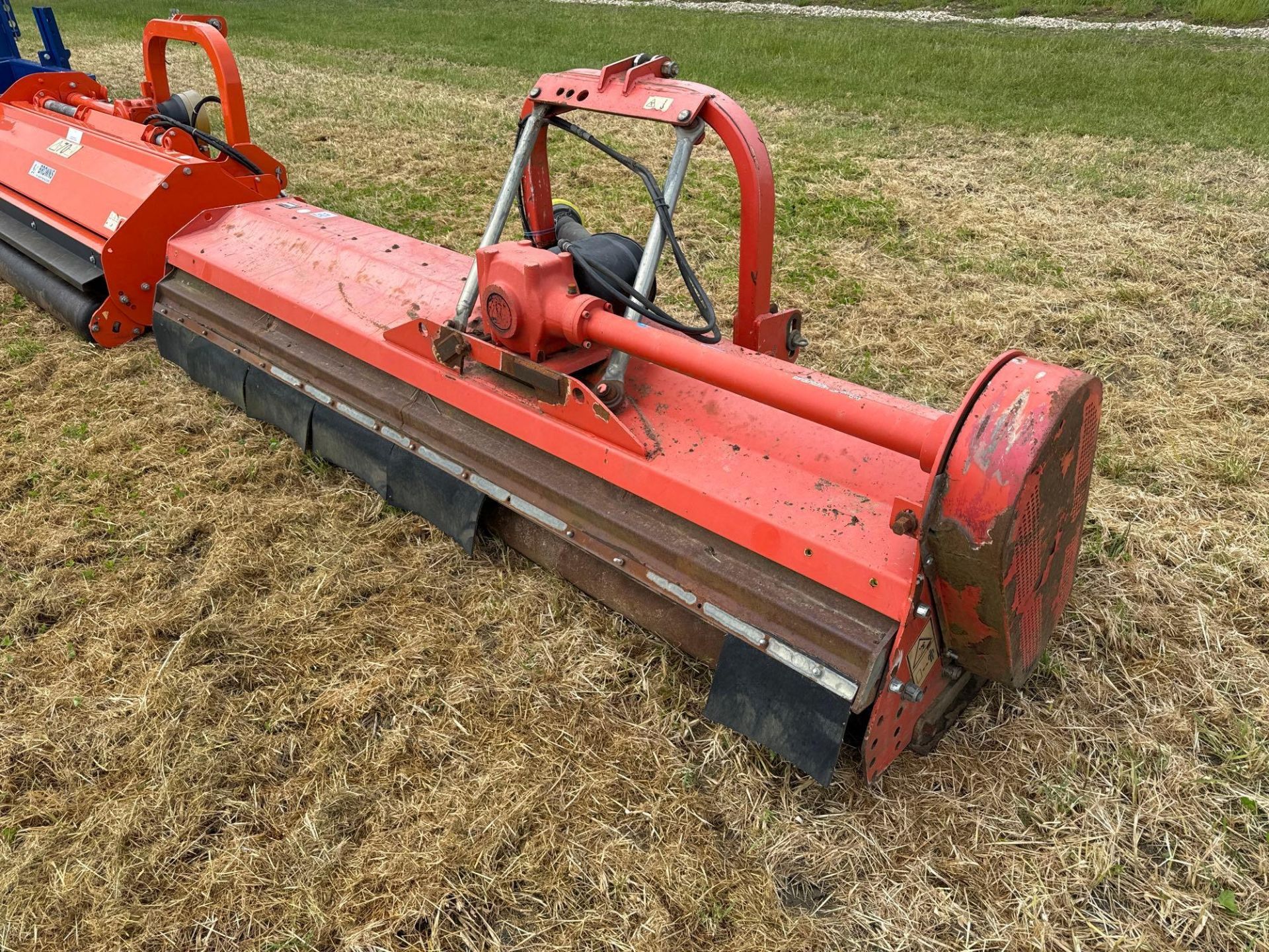 Kuhn VKM280 2.8m flail topper - Image 2 of 2