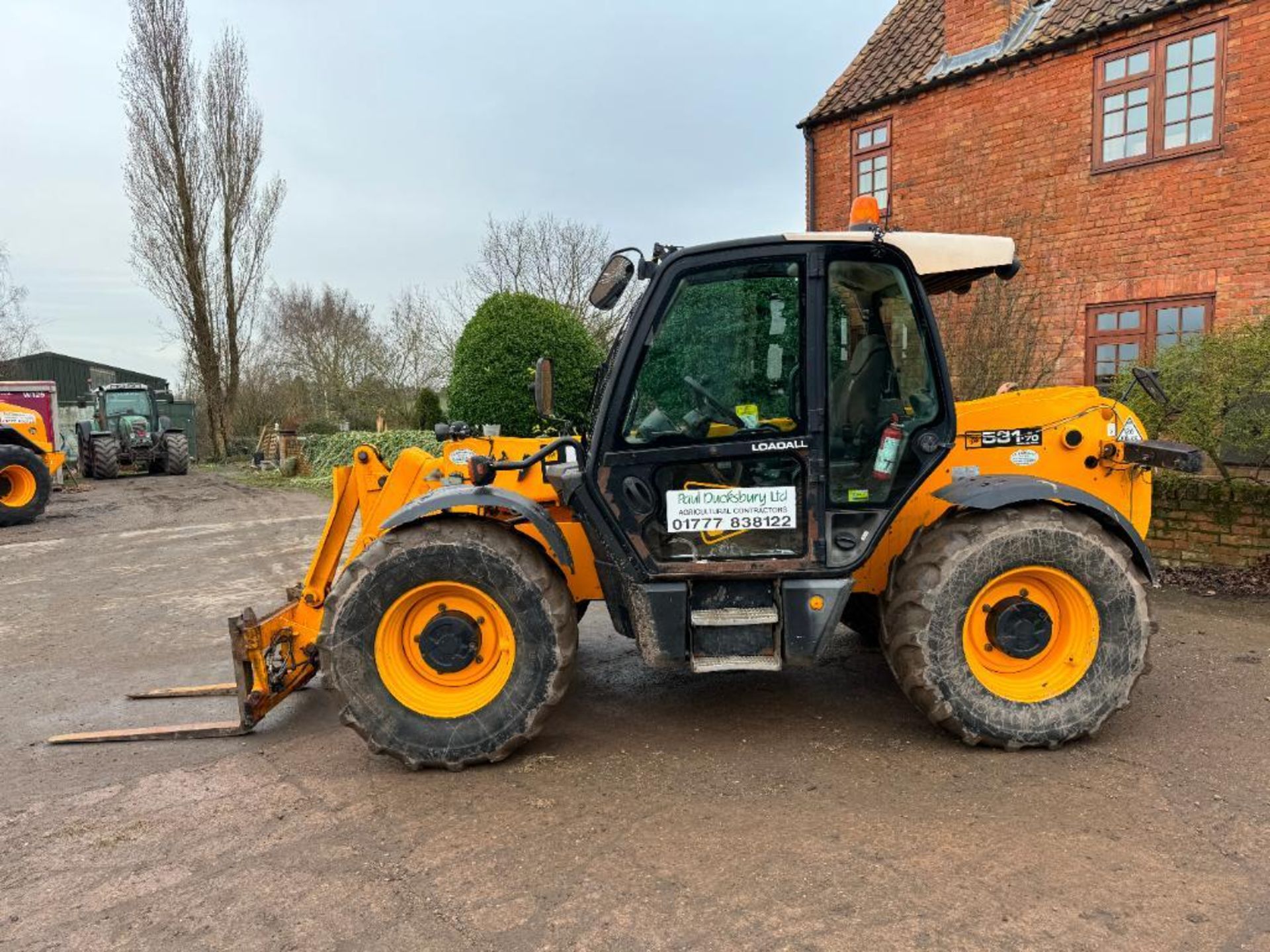 2012 JCB 531-70 Agri-Super loadall with pin and cone headstock, pallet tines, PUH on Firestone 460/7 - Image 4 of 21