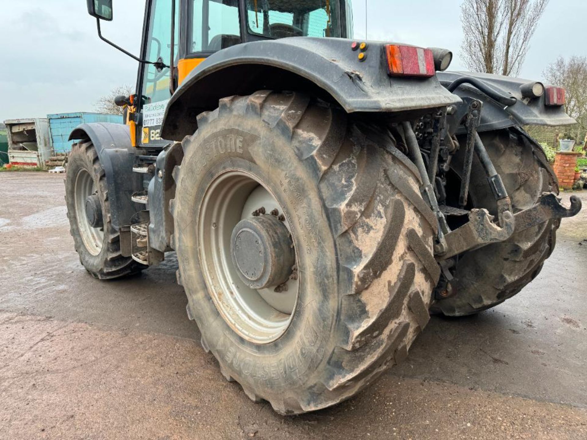 2006 JCB Fastrac 8250 Vario 65kph 4wd tractor with 4 electric spools, air brakes, front linkage and - Image 14 of 24