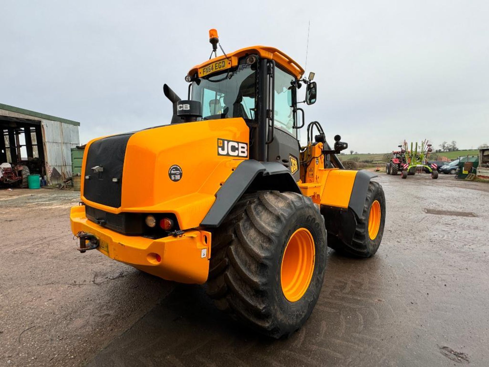 2014 JCB 418S T4i IIIB loading shovel with Volvo headstock on Goodyear 750/55R26 wheels and tyres. R - Image 7 of 20