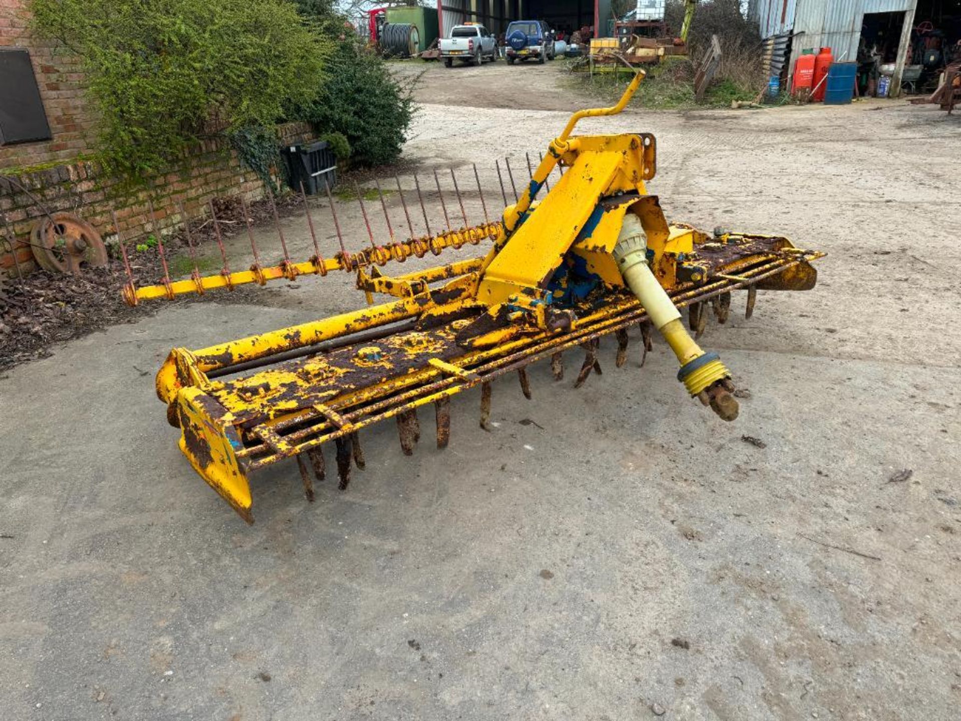 Falc 3m power harrow with rear crumbler roller, linkage mounted - Image 5 of 9