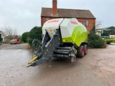 2017 Claas 5300RC Quadrant 6 string twin axle baler and Claas communicator with 120x90 chamber, bale