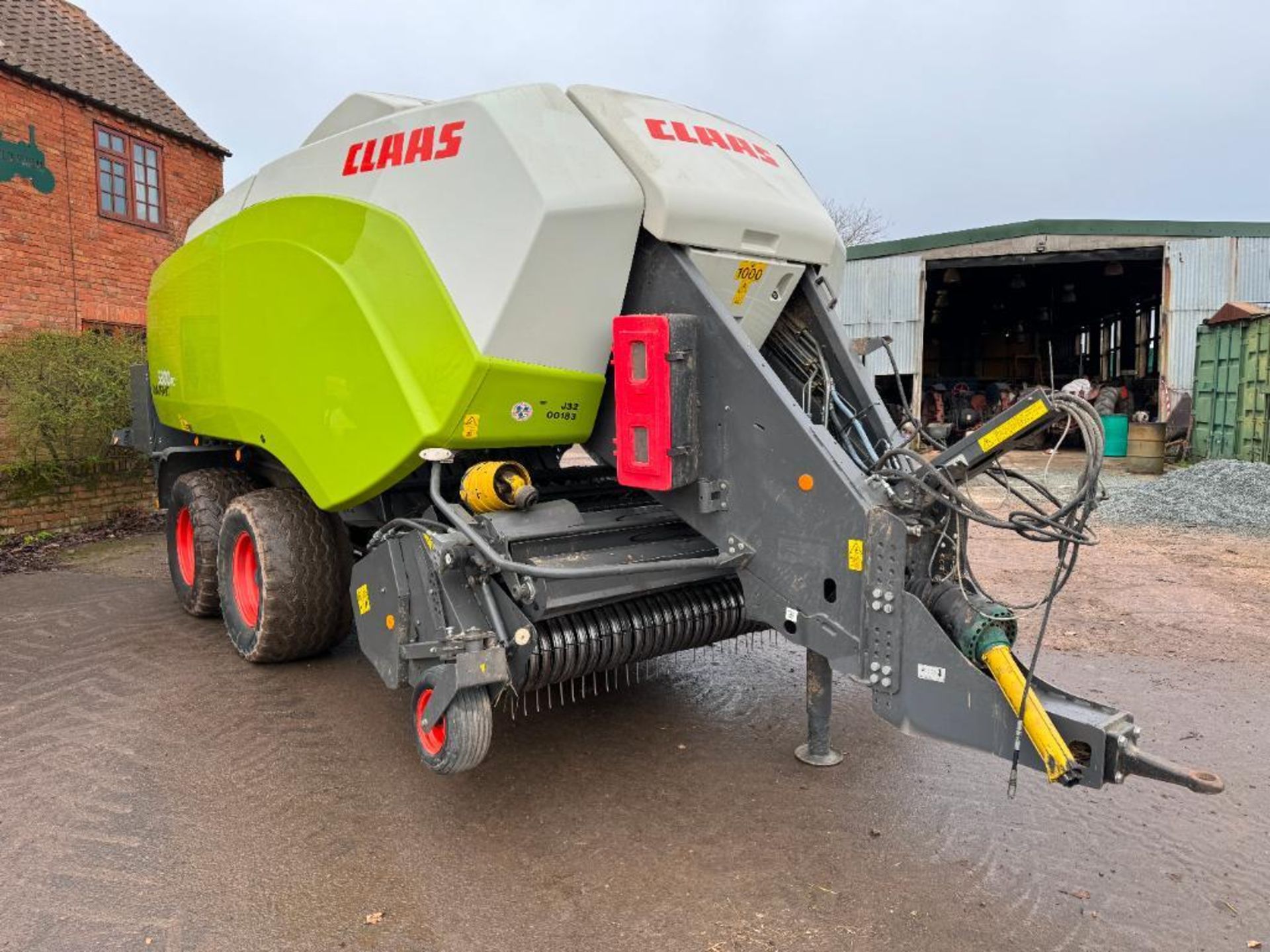 2017 Claas 5300RC Quadrant 6 string twin axle baler and Claas communicator with 120x90 chamber, bale - Image 16 of 33