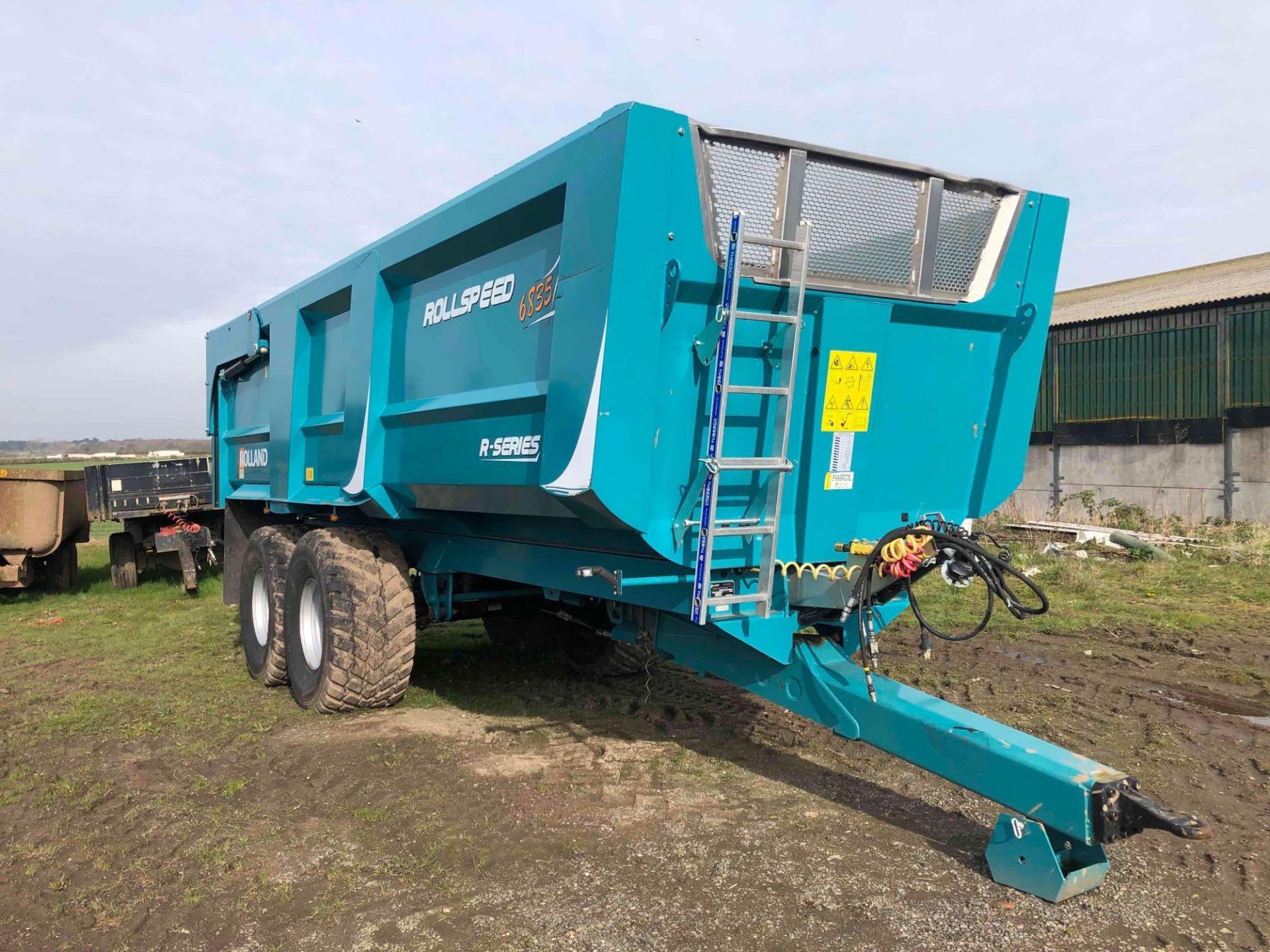 2022 Rolland Rollspeed 6835 18t twin axle grain trailer with sprung drawbar, air brakes, hydraulic t - Image 11 of 13