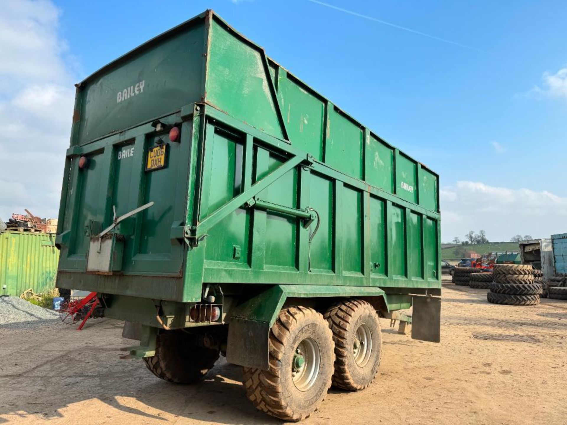 2014 Bailey 18t Beeteaper twin axle trailer with sprung drawbar, air brakes, WABCO LSV, hydraulic ta - Image 8 of 15