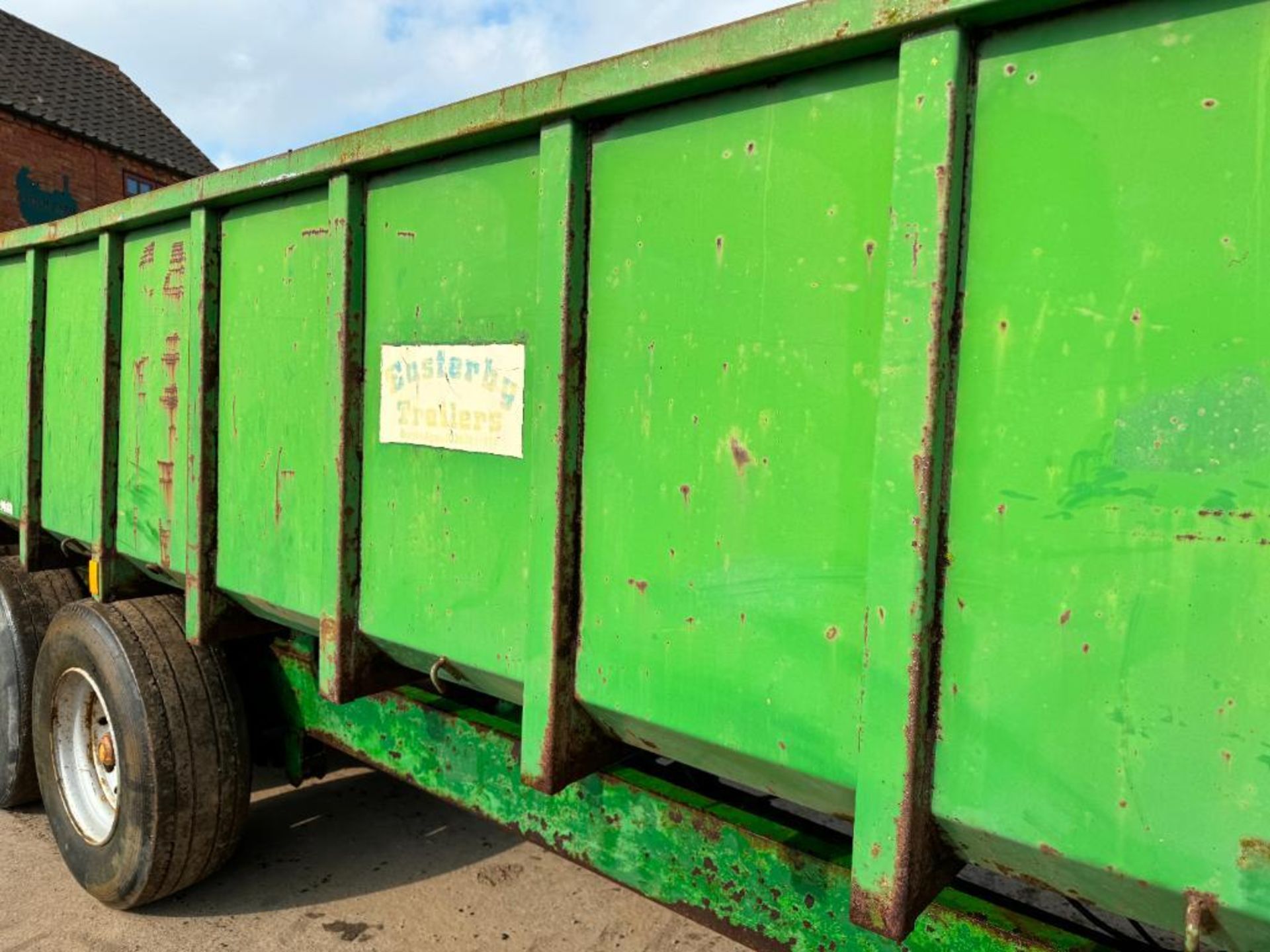 Easterby 10t twin axle root trailer with sprung drawbar, hydraulic tailgate and grain chute on 385/6 - Image 12 of 14