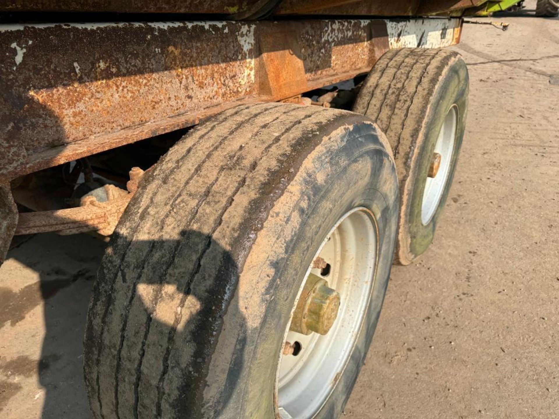 1993 Richard Weston 12t twin axle grain trailer with sprung drawbar, air brakes, hydraulic tailgate, - Image 11 of 17