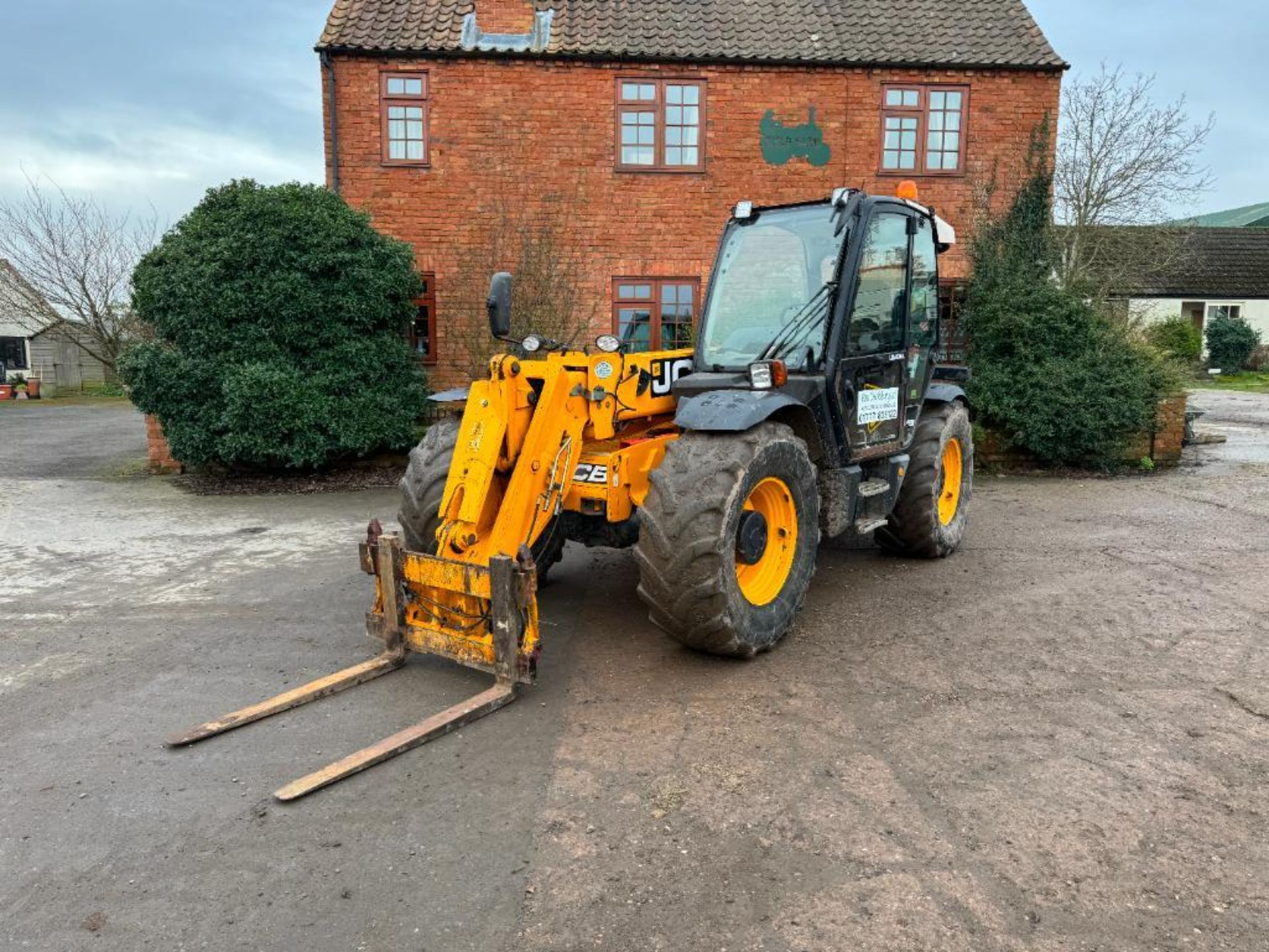 2012 JCB 531-70 Agri-Super loadall with pin and cone headstock, pallet tines, PUH on Firestone 460/7 - Image 14 of 21