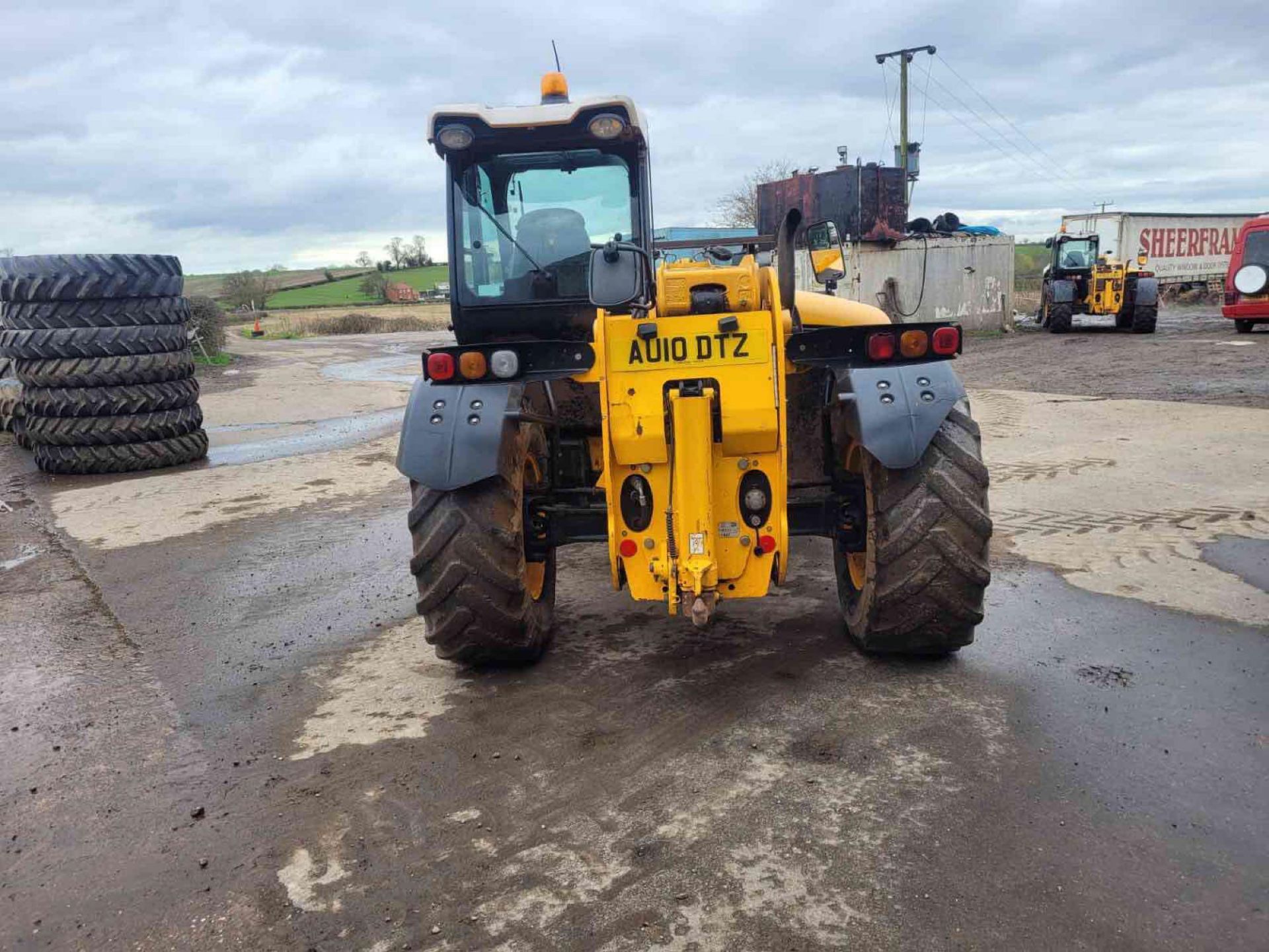 2010 JCB 531-70 Agri-Super Loadall with pin and cone headstock, pallet tines, PUH on 460/70R24 wheel - Bild 4 aus 13