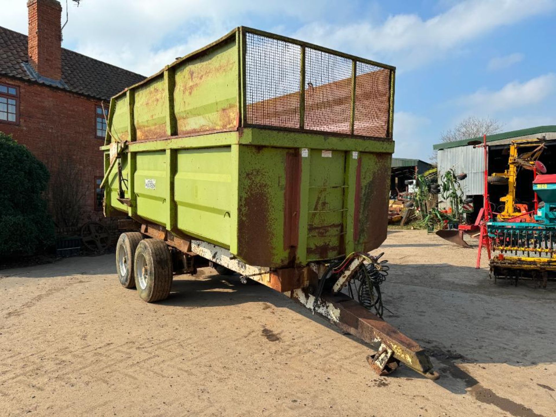 1993 Richard Weston 12t twin axle grain trailer with sprung drawbar, air brakes, hydraulic tailgate, - Image 13 of 17