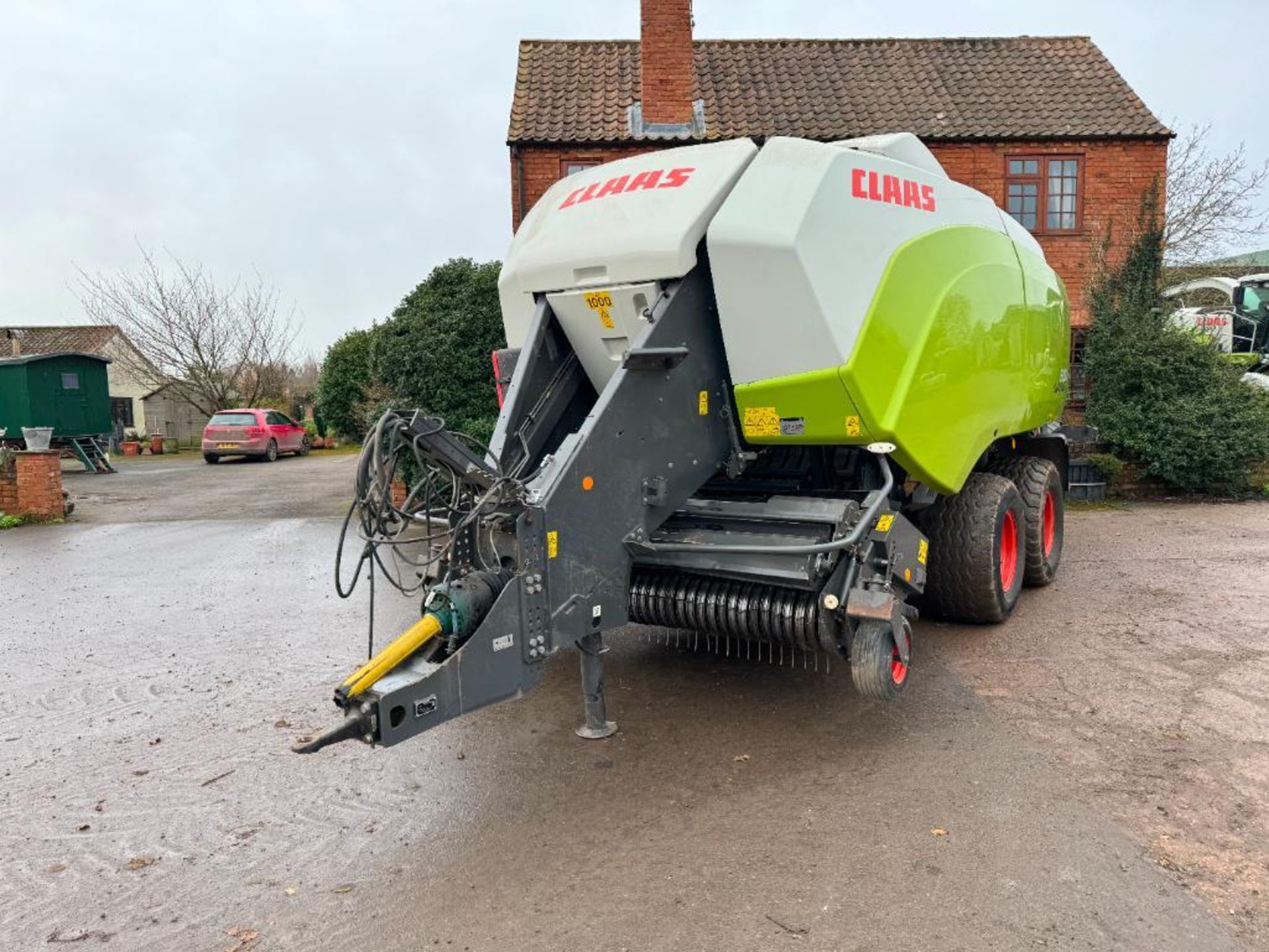 2017 Claas 5300RC Quadrant 6 string twin axle baler and Claas communicator with 120x90 chamber, bale - Image 32 of 33