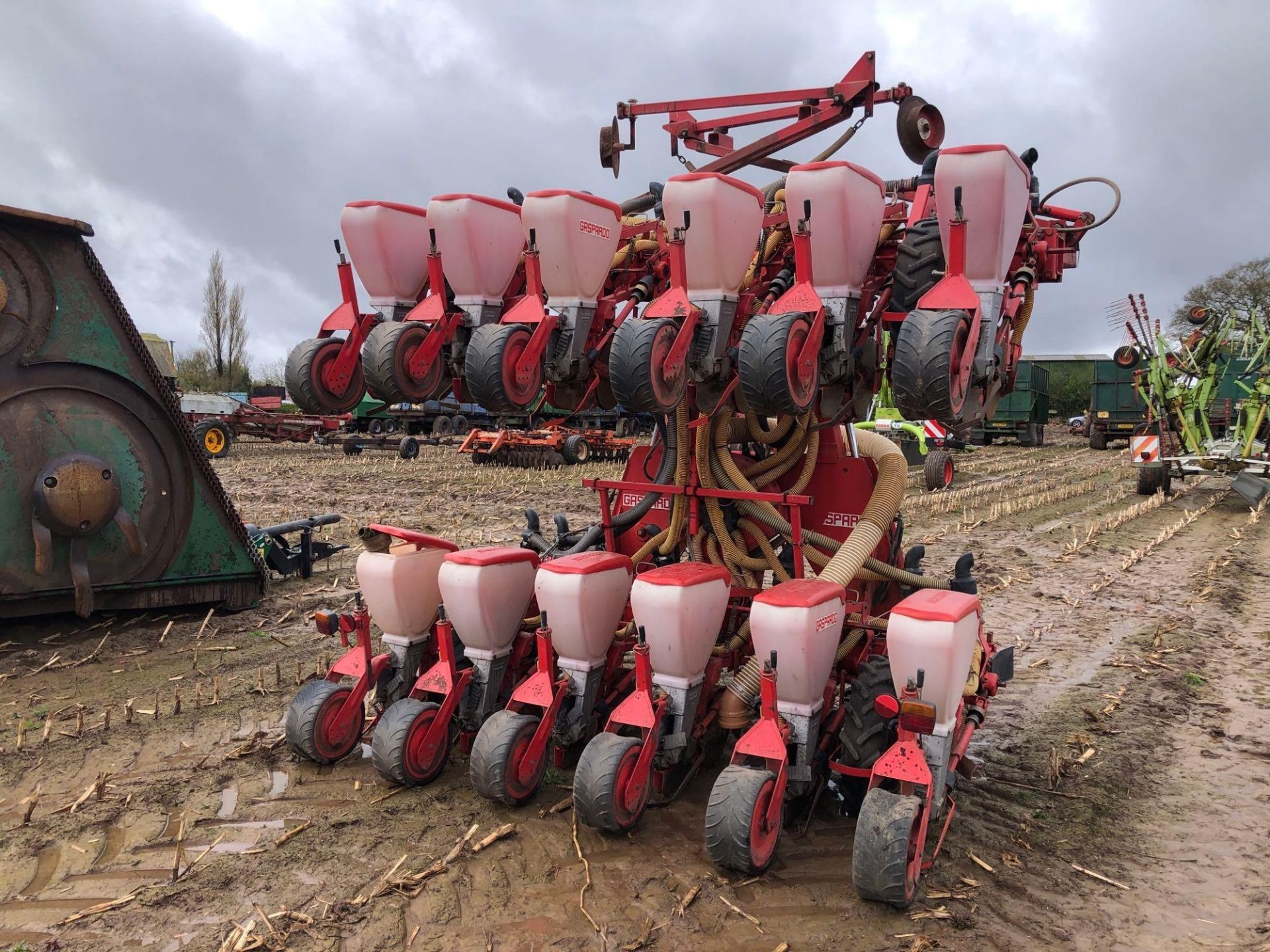 Gaspardo IS 12 row 6m maize drill, hydraulic folding with blockage sensors NB: Comes with manual - Image 18 of 19