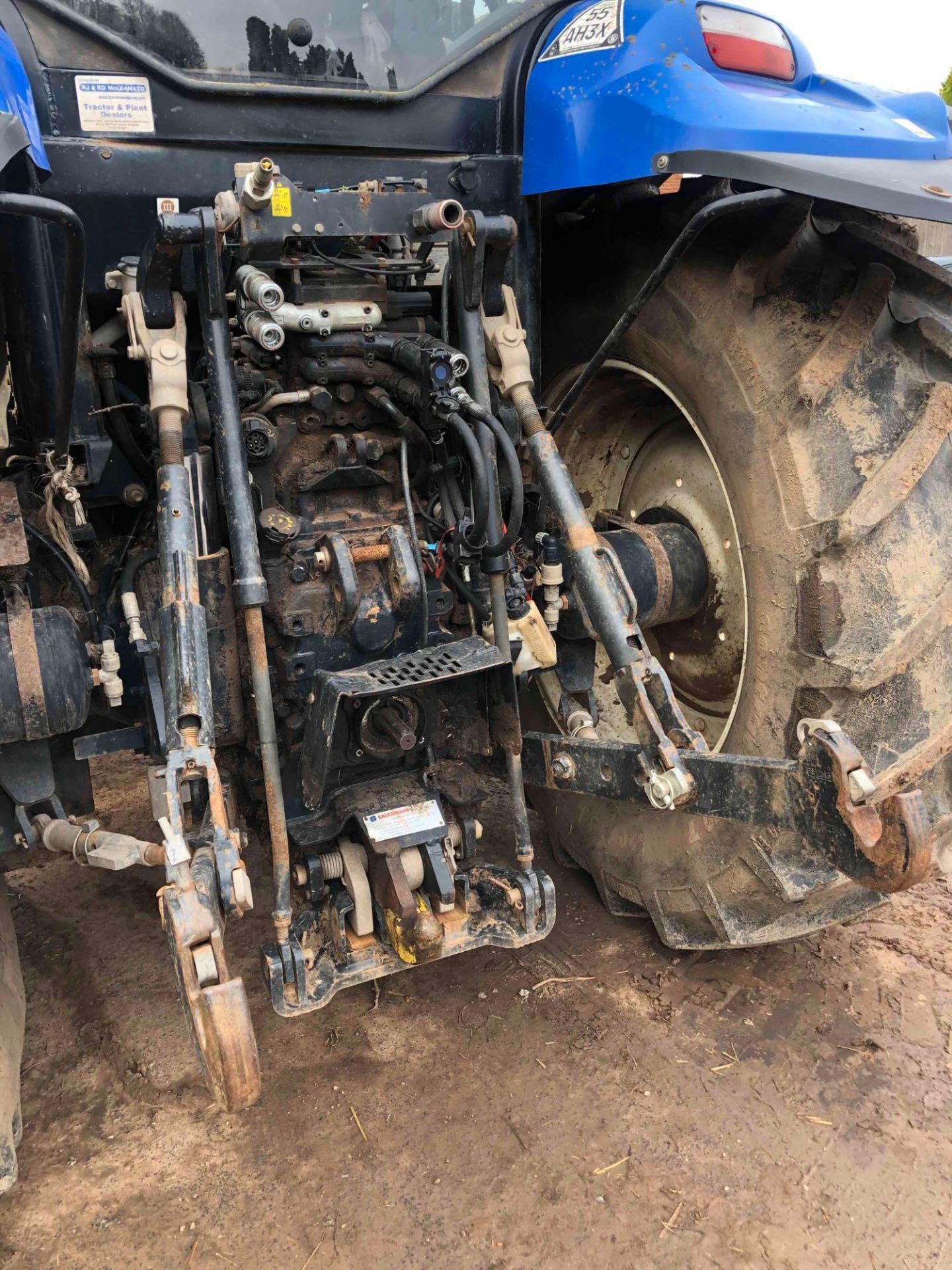 2013 New Holland T6.175 4wd tractor, 3 manual spools, air, on 420/70R28 front and 520/70R38 rear whe - Bild 13 aus 26