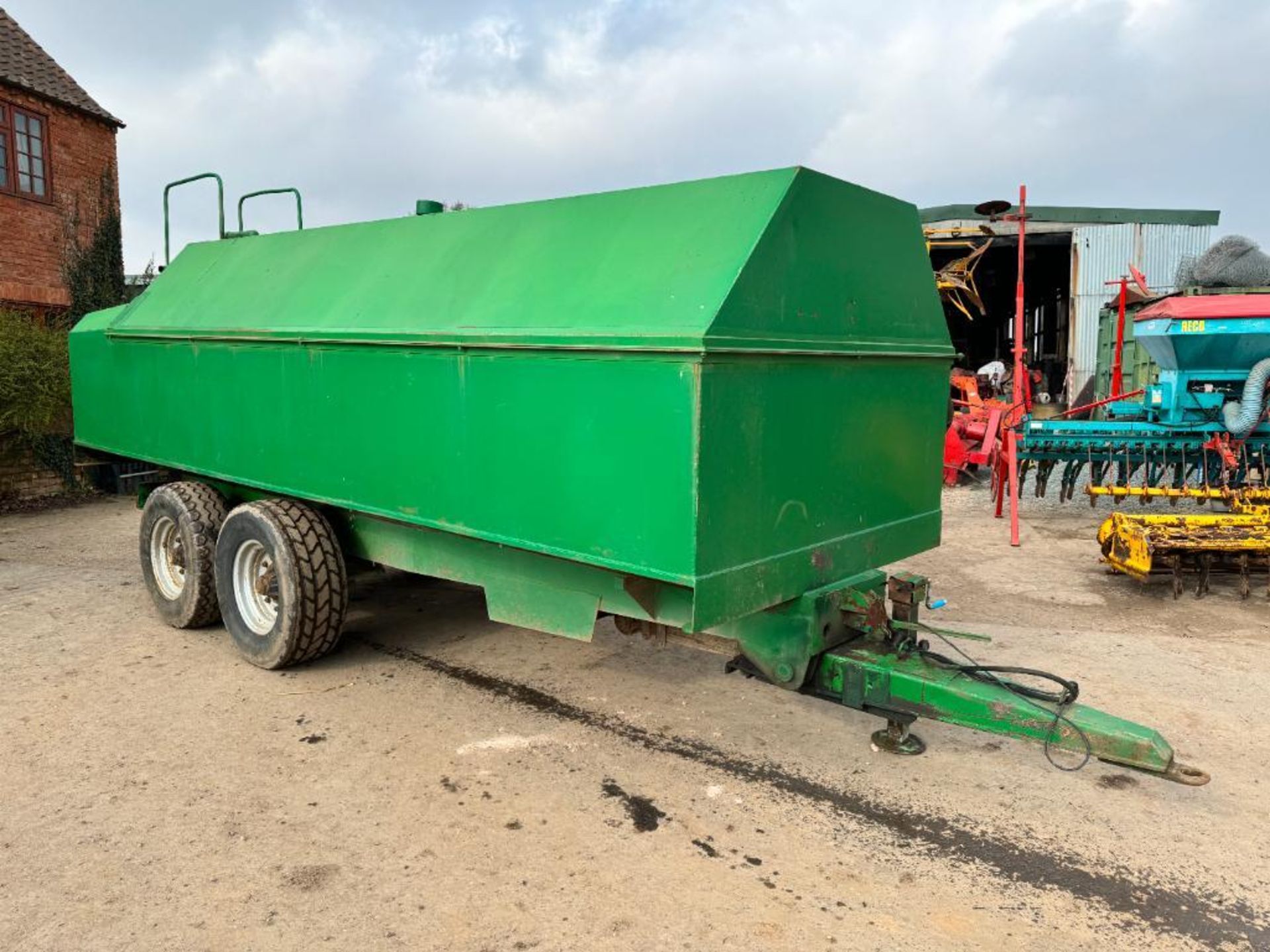 Bunded 7500l twin axle trailed diesel bowser with diesel powered pump, retractable hose and nozzle o - Image 13 of 13