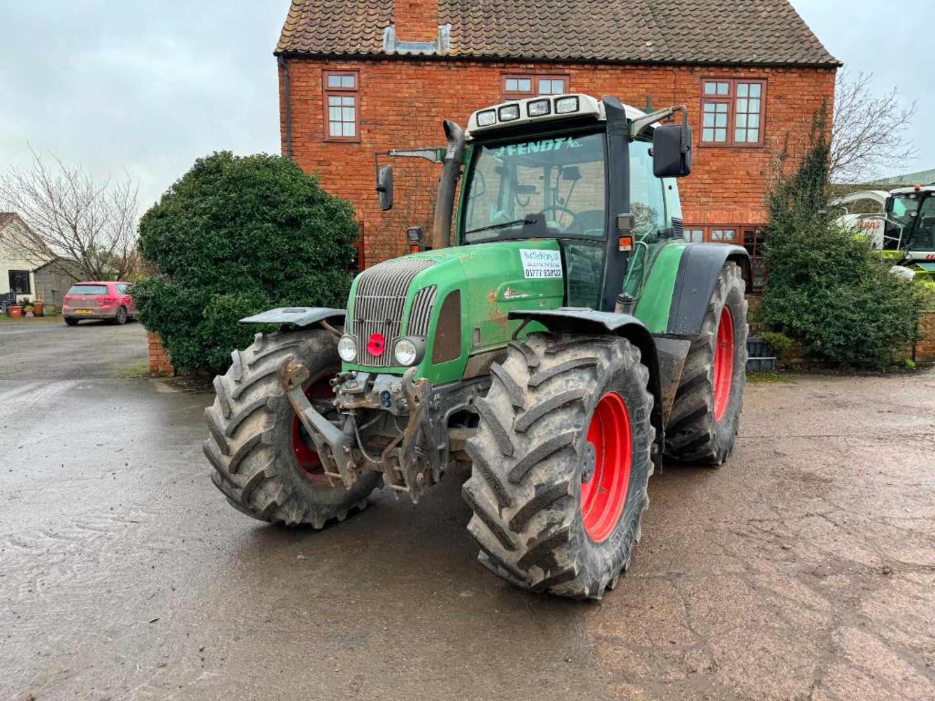2001 Fendt 716 Vario 50kph 4wd tractor with 4 electric spools, air brakes and front linkage on BKT 5