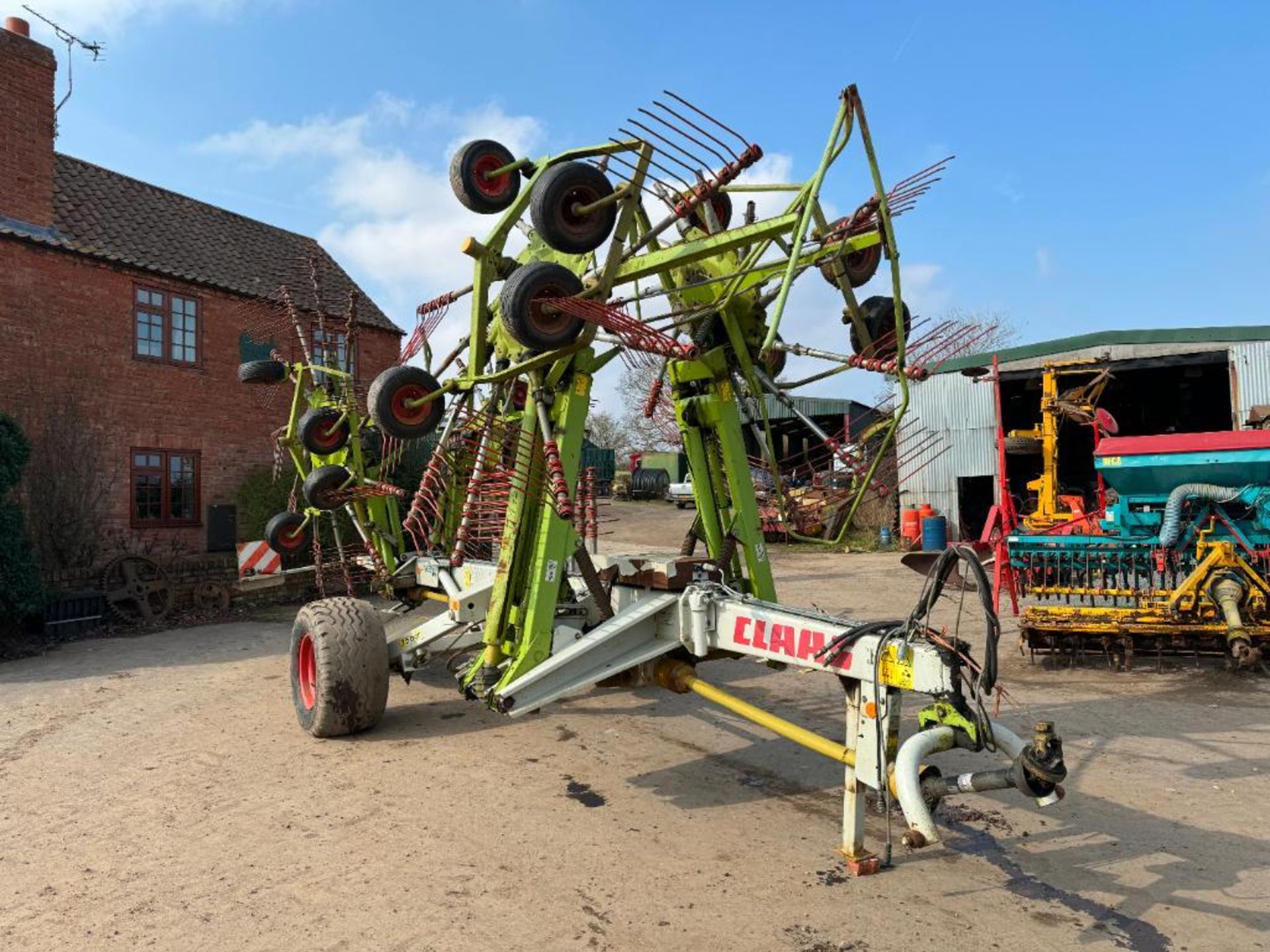 2003 Claas Liner 3000 4 rotor trailed rake, hydraulic folding on 550/55R20 wheels and tyres. Serial - Image 12 of 20