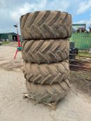 Set 495/70 R24 wheels and tyres to suit JCB Fastrac 3220