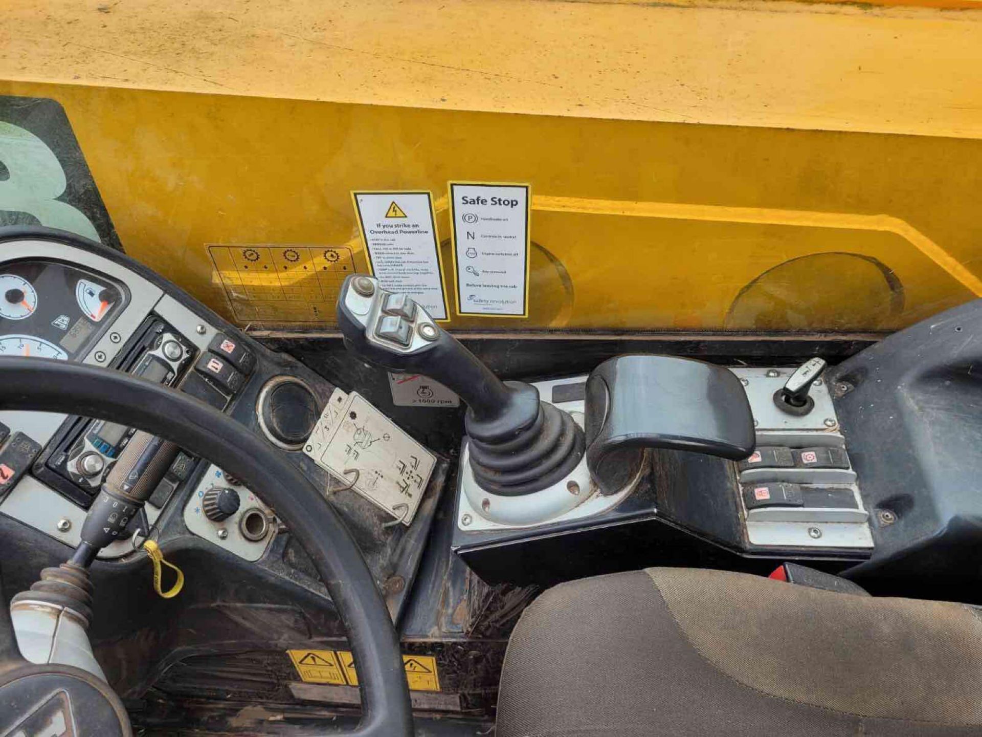2010 JCB 531-70 Agri-Super Loadall with pin and cone headstock, pallet tines, PUH on 460/70R24 wheel - Image 13 of 13