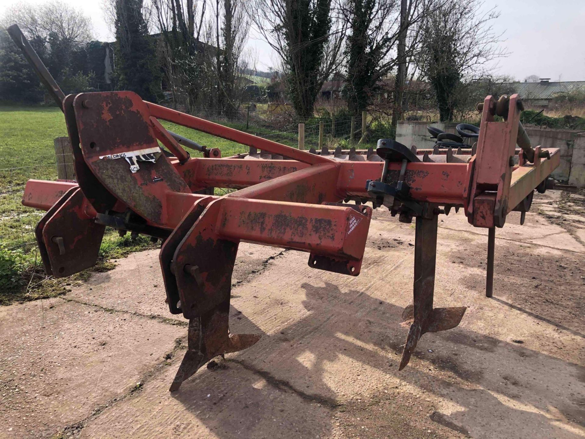 Spaldings 90/150 flatlift 3 leg (2.8m) with rear crumbler, linkage mounted - Image 5 of 8