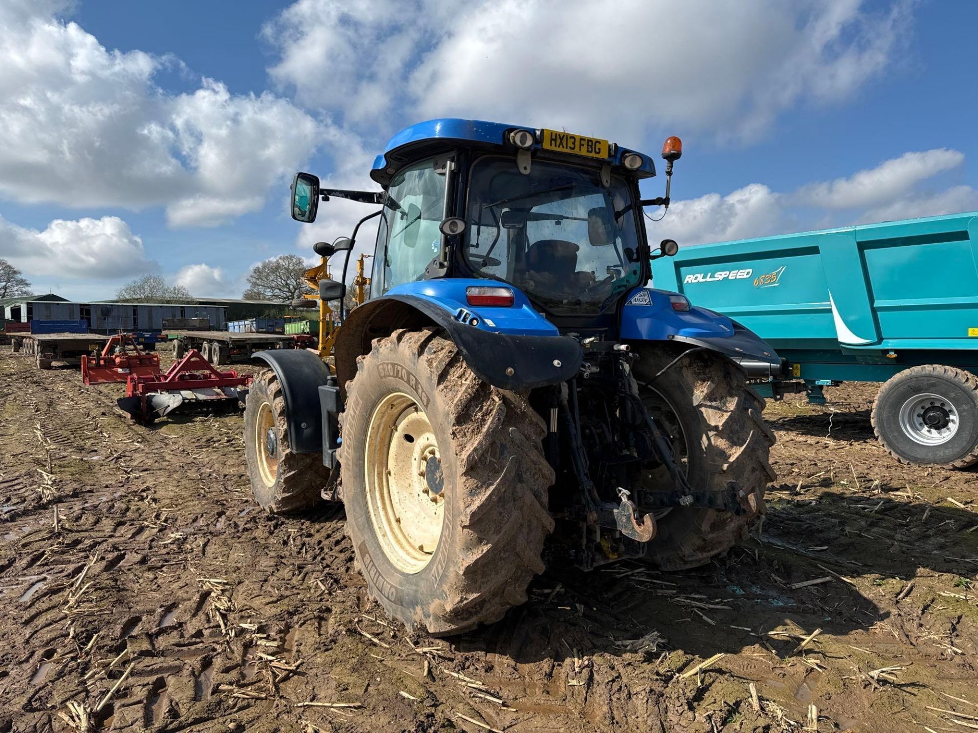 2013 New Holland T6.175 4wd tractor, 3 manual spools, air, on 420/70R28 front and 520/70R38 rear whe - Image 24 of 26