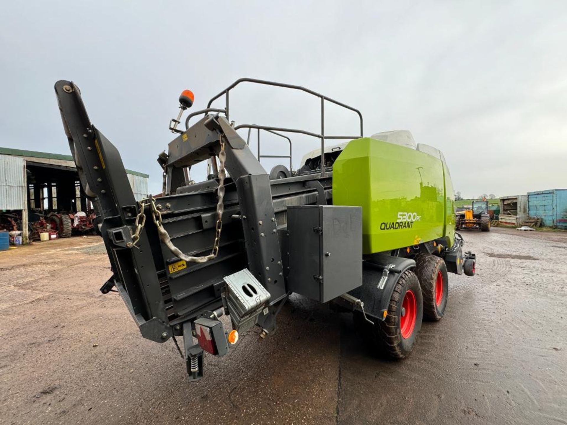 2017 Claas 5300RC Quadrant 6 string twin axle baler and Claas communicator with 120x90 chamber, bale - Image 10 of 33