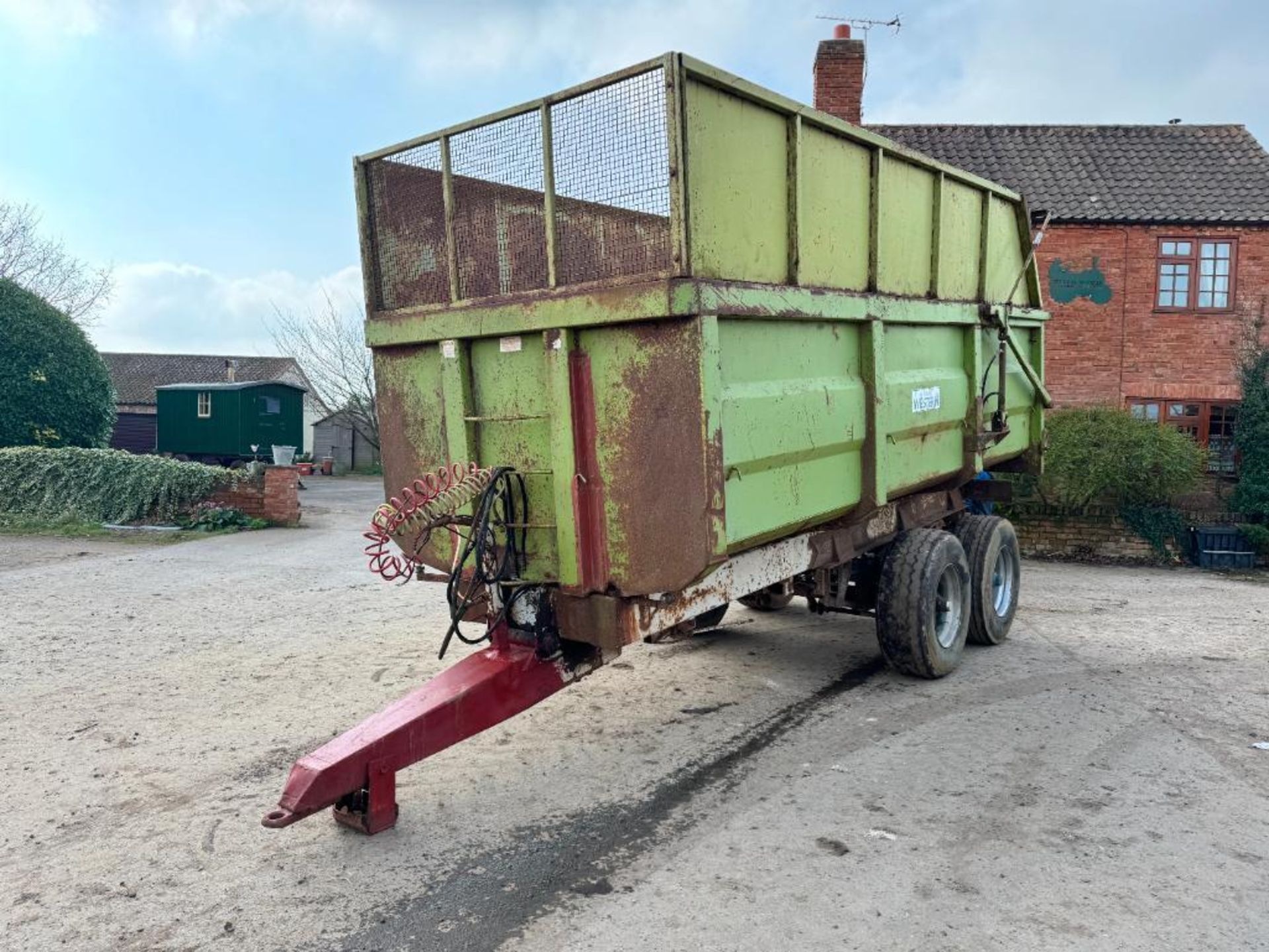 1993 Richard Weston 12t twin axle grain trailer with sprung drawbar, air brakes, hydraulic tailgate, - Image 2 of 17