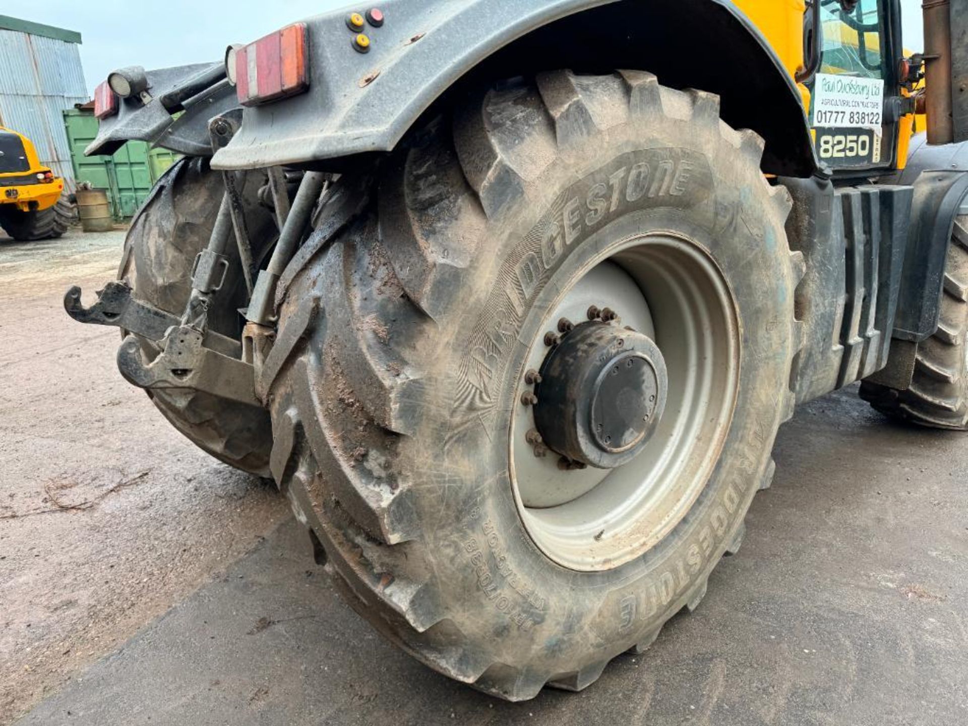 2006 JCB Fastrac 8250 Vario 65kph 4wd tractor with 4 electric spools, air brakes, front linkage and - Image 11 of 24