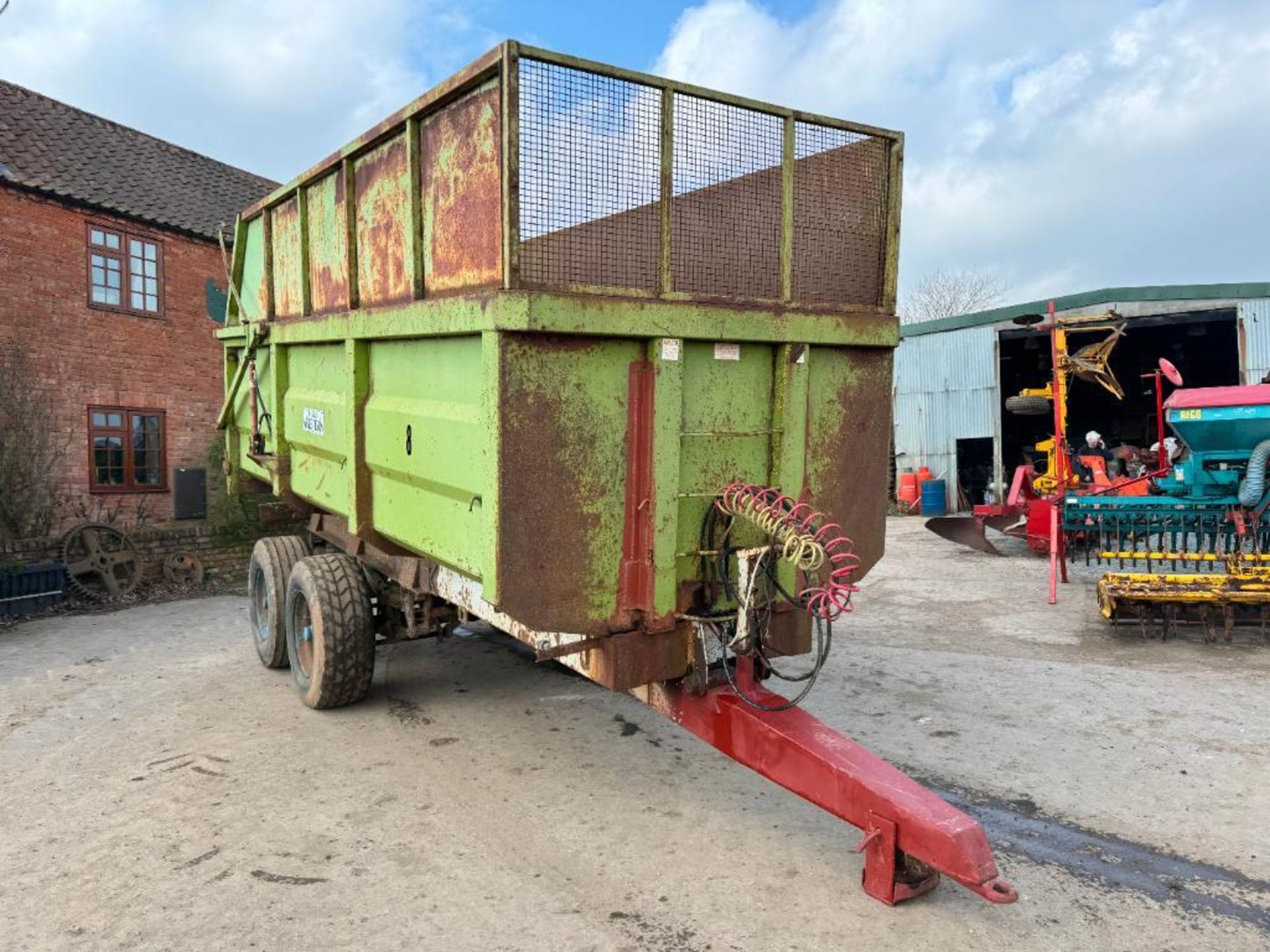 1993 Richard Weston 12t twin axle grain trailer with sprung drawbar, air brakes, hydraulic tailgate, - Image 15 of 17