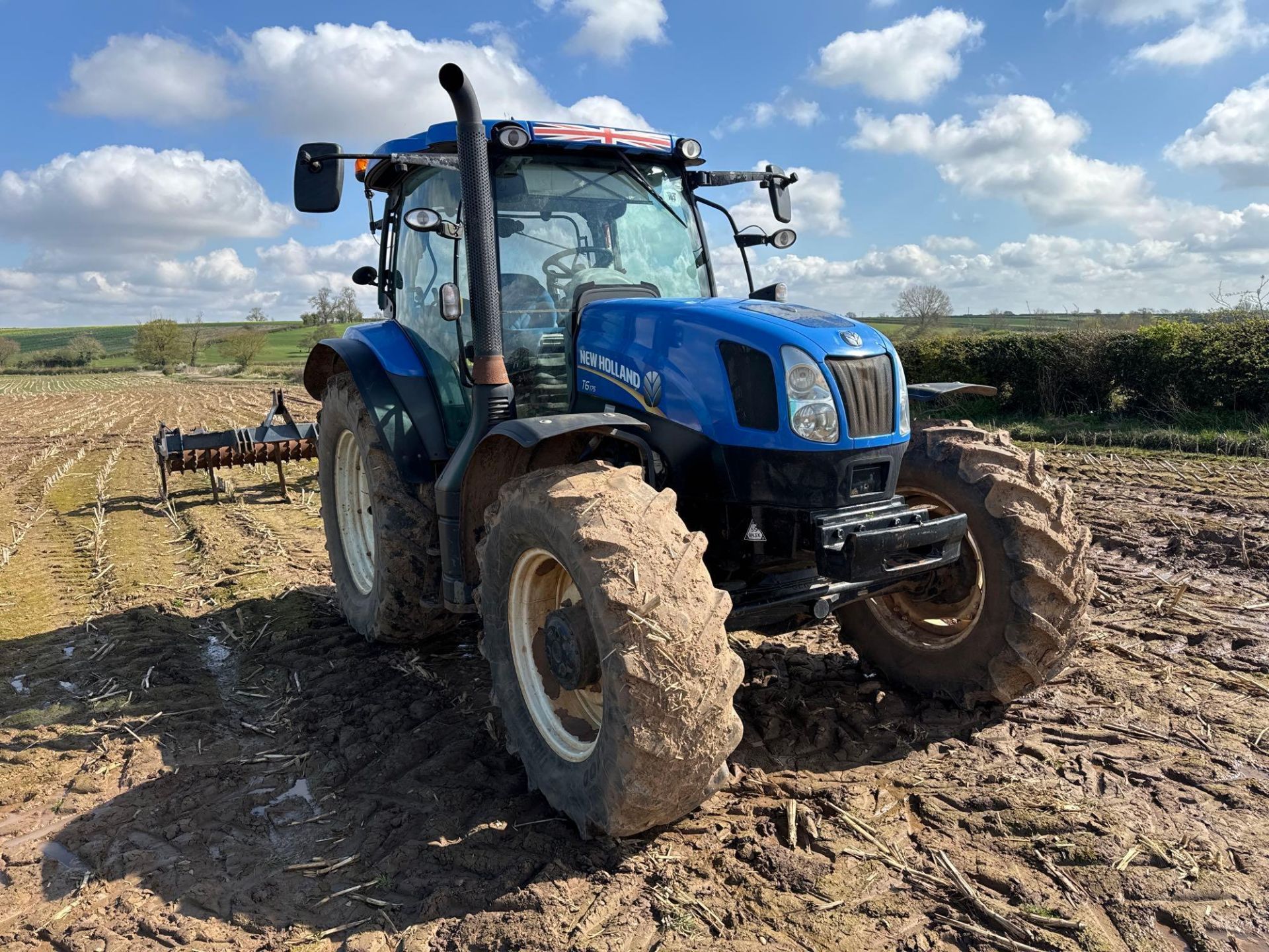 2013 New Holland T6.175 4wd tractor, 3 manual spools, air, on 420/70R28 front and 520/70R38 rear whe - Bild 21 aus 26