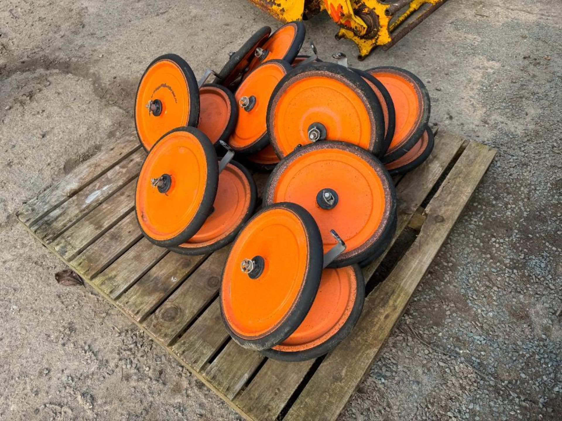 8No twin press wheels for Amazone EDX drill - Image 2 of 2