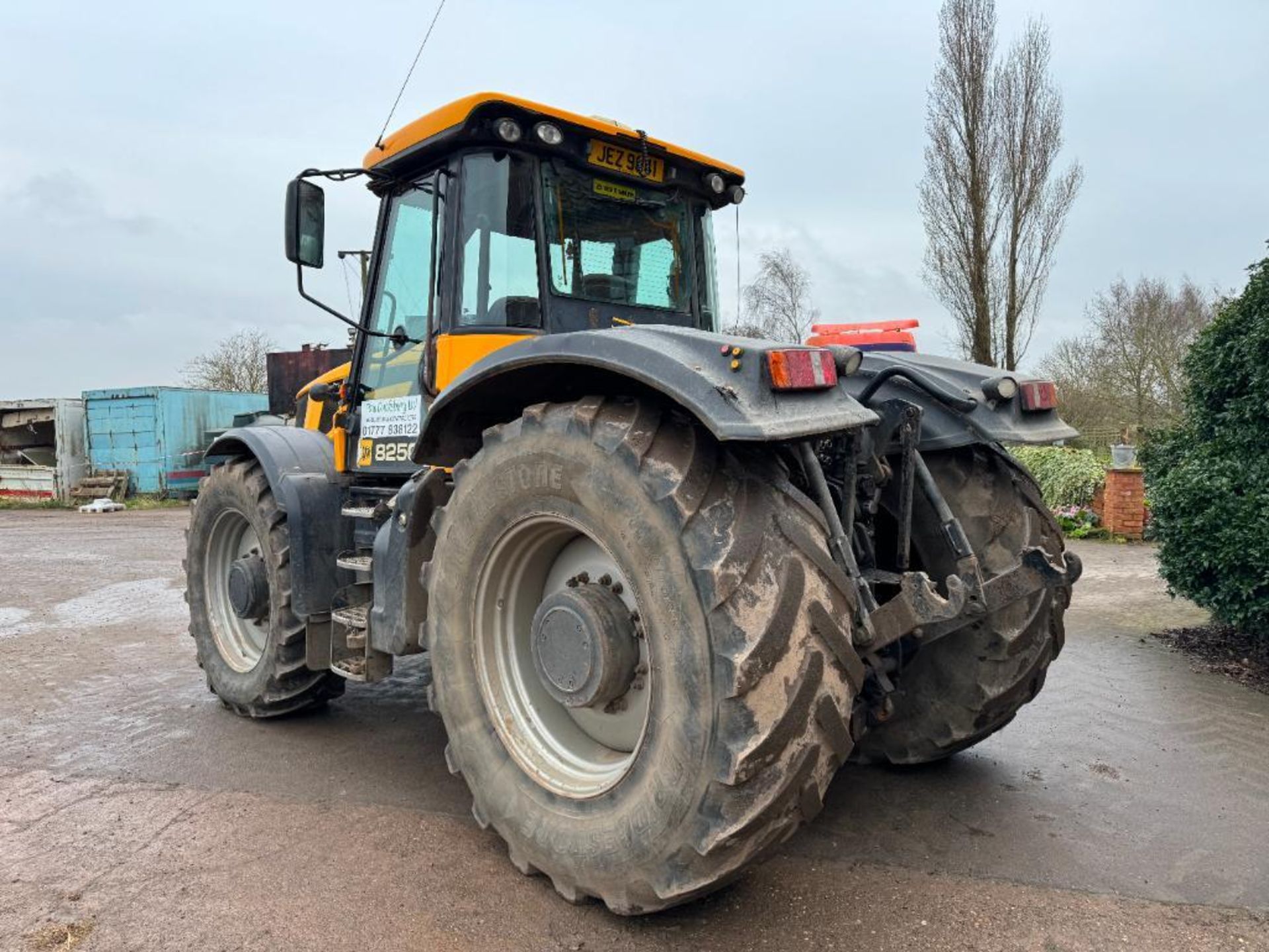 2006 JCB Fastrac 8250 Vario 65kph 4wd tractor with 4 electric spools, air brakes, front linkage and - Image 13 of 24