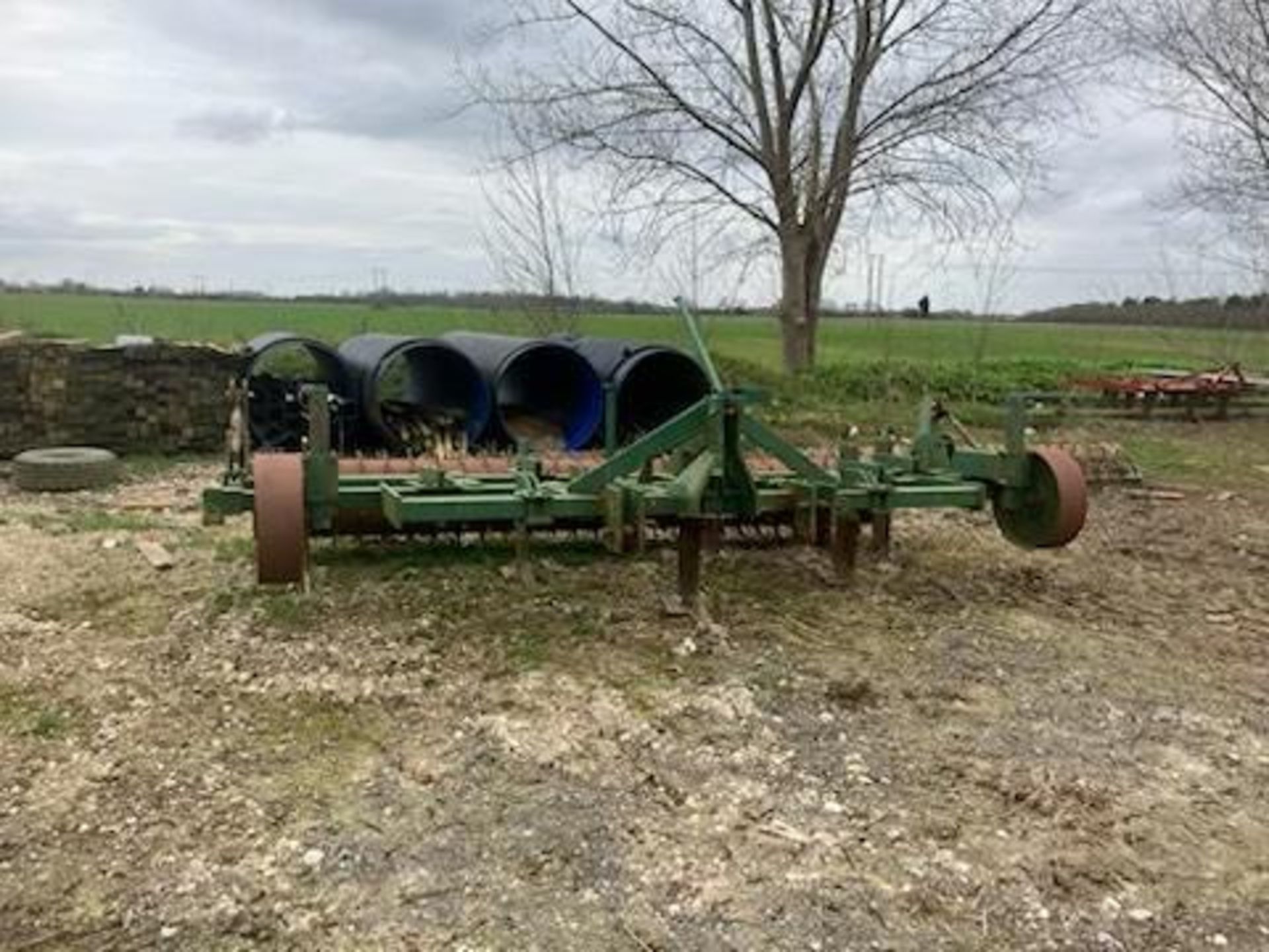 4.6m Cousins subsoiler with drag holder - Image 2 of 2