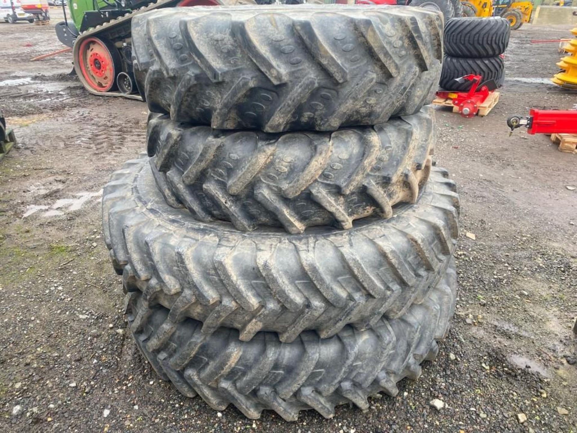 Set of 380/90R46 and 380/85R30 rowcrop wheels and BKT tyres