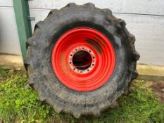 1 x 600/65R28 10 stud rim wheel with Firestone tyre