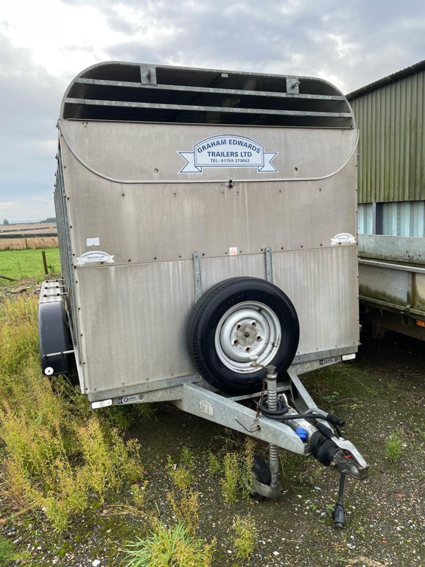 2014 Graham Edwards GET14WT tri-axle cattle trailer with cattle gate - Image 4 of 6