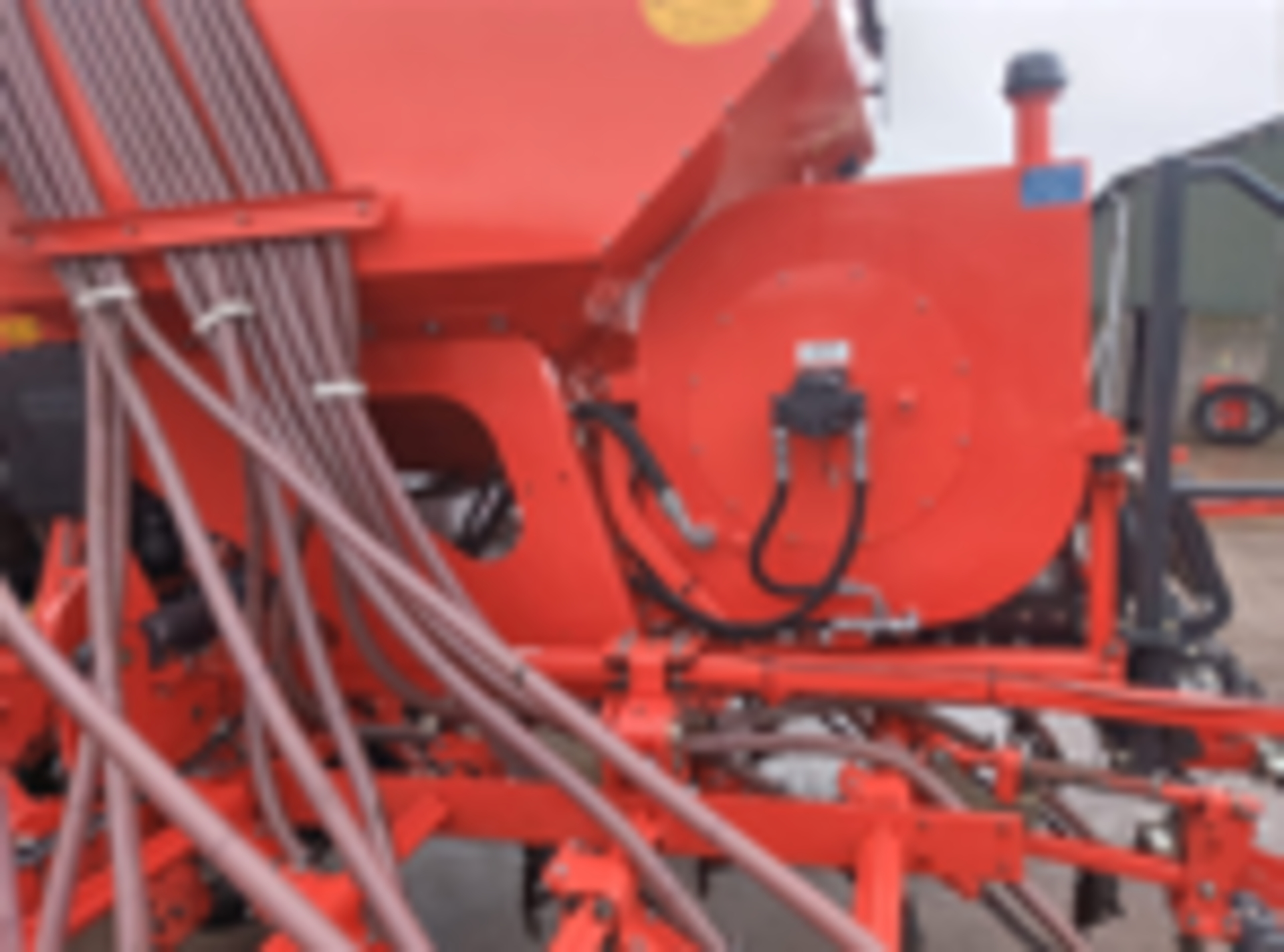 2015 Khun Megant tine drill - Image 4 of 12