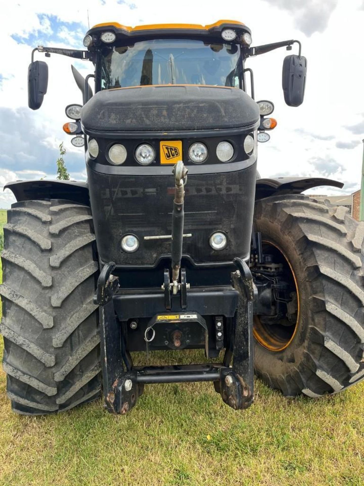 2016 JCB Fastrac 8330 - (Cambridge) - Image 7 of 13